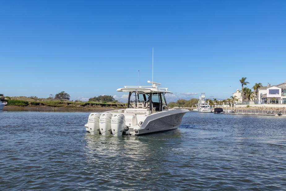 2021 Boston Whaler 380 Outrage #TBMB0552LLC inventory image at Sun Country Marine Group, Newport Beach 2021 Boston Whaler 380 Outrage #TBMB0552LLC inventory image at Sun Country Marine Group, Newport Beach