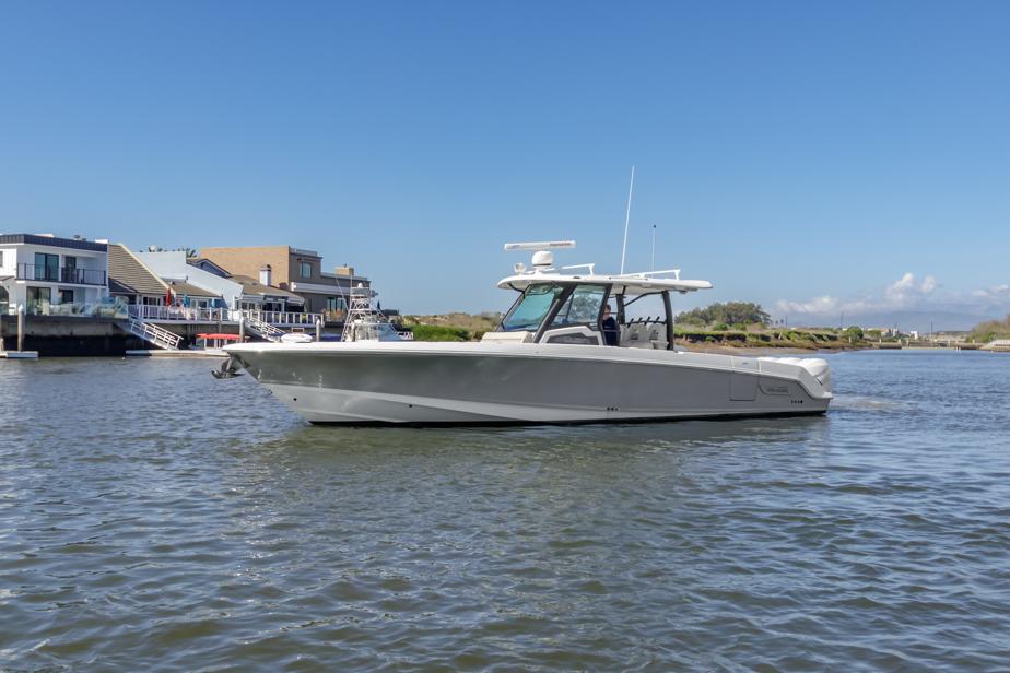 2021 Boston Whaler 380 Outrage #TBMB0552LLC inventory image at Sun Country Marine Group, Newport Beach 2021 Boston Whaler 380 Outrage #TBMB0552LLC inventory image at Sun Country Marine Group, Newport Beach