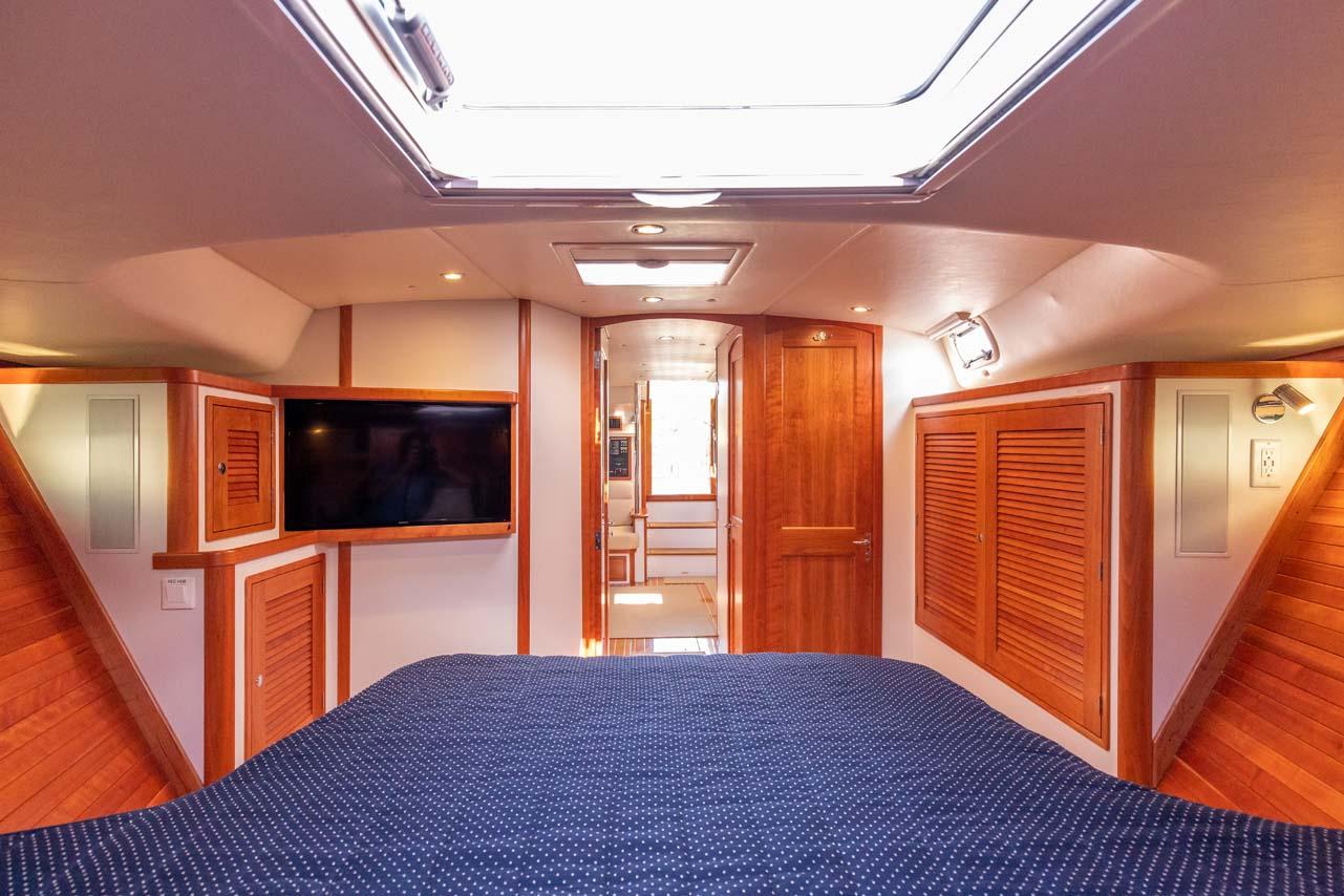 Wave Dancer Yacht Photos Pics Owner Stateroom Looking Aft