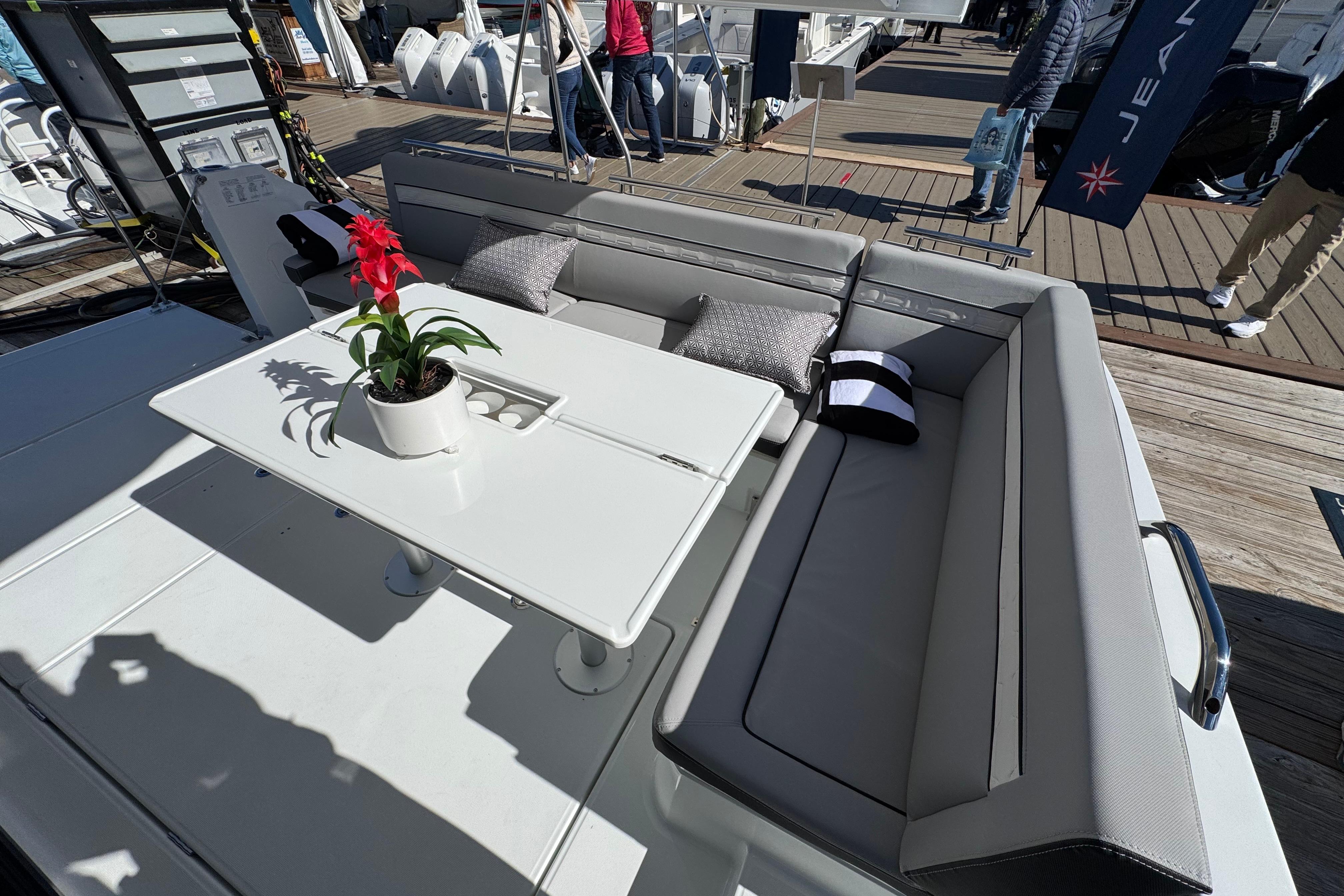 2026 Jeanneau NC 1295 Coupe-4