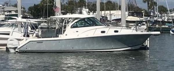Photo of 2019 Pursuit 38'