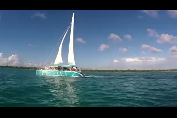 Catamaran DAY-CHARTER-50 video