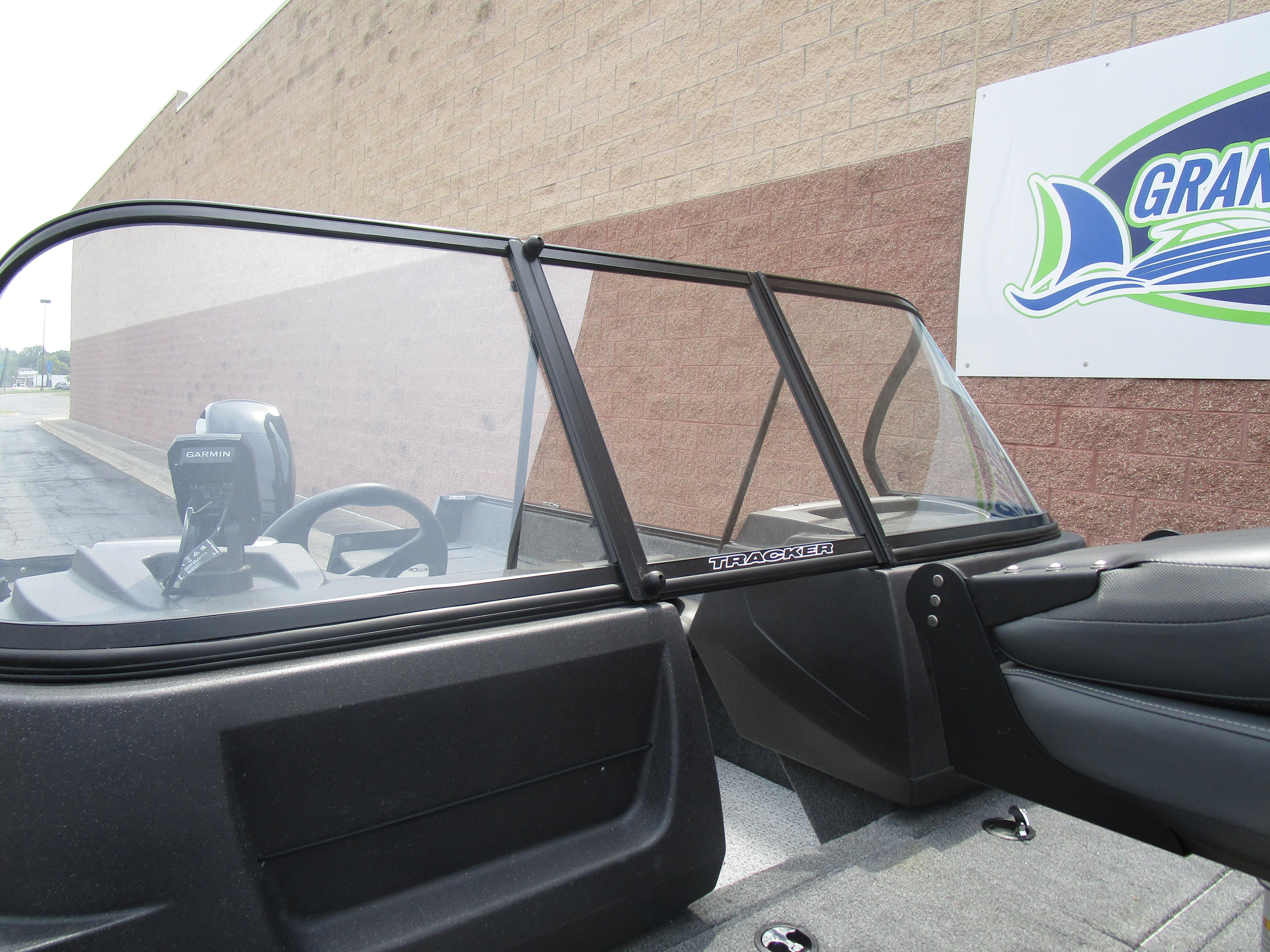 2024 Tracker Pro Guide V-16 WT Gallery