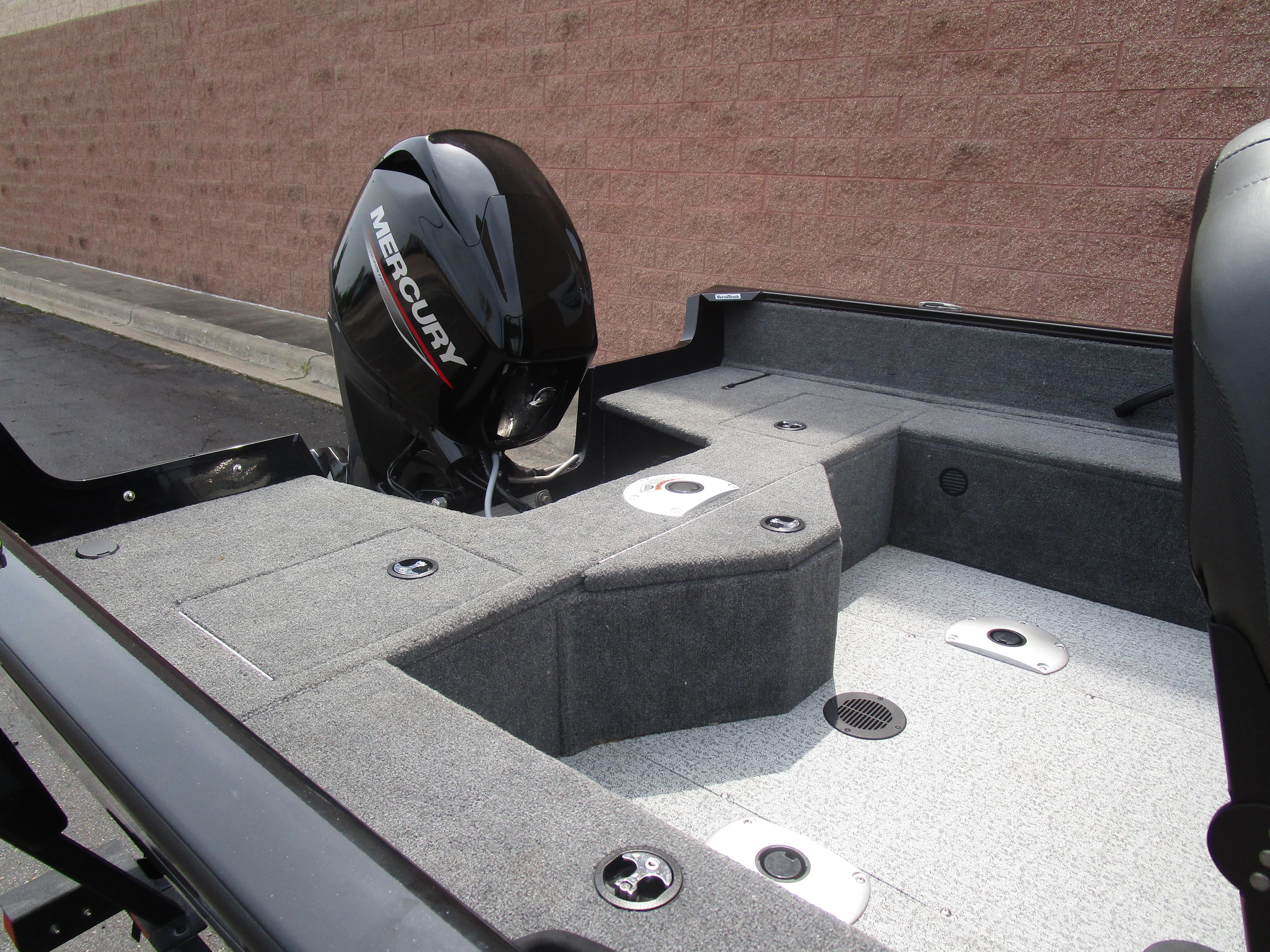 2024 Tracker Pro Guide V-16 WT Gallery