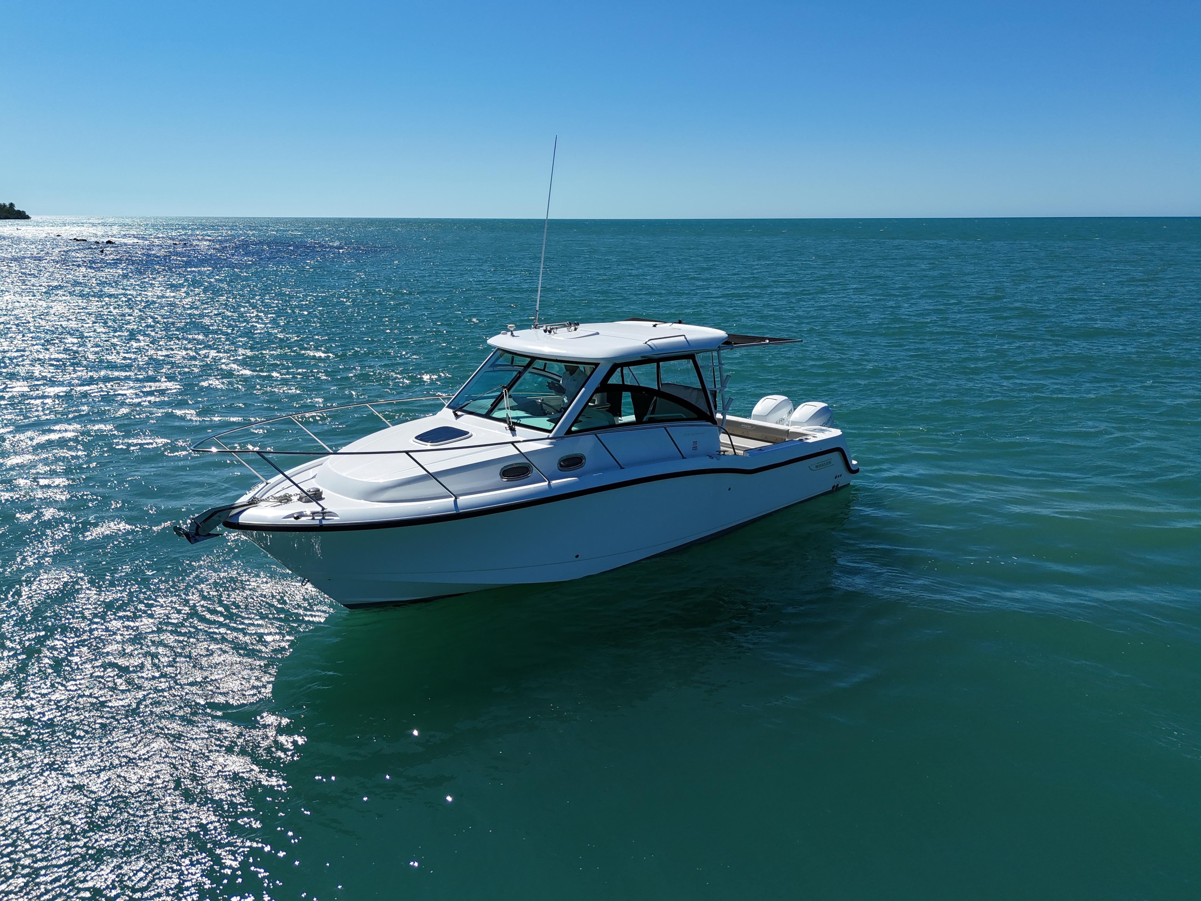 Boston Whaler-315 Conquest 2015 -PR-9659668