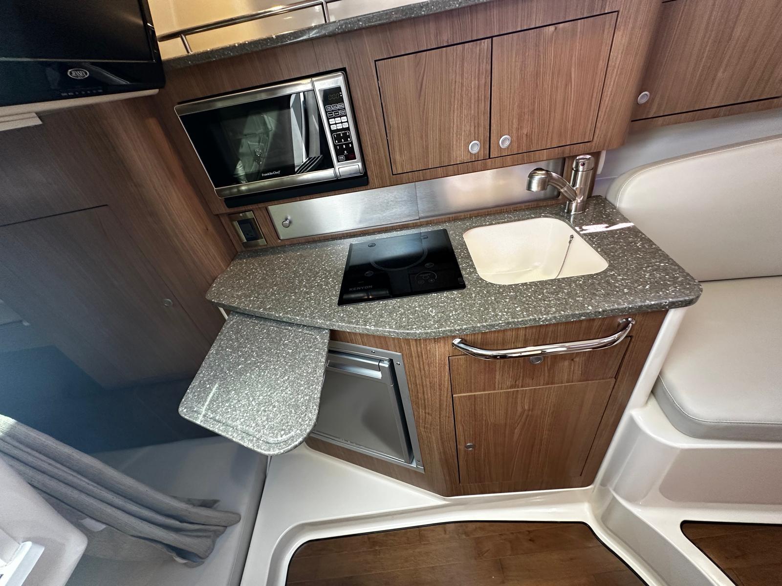 Boston Whaler-315 Conquest 2015 -PR-9659668 | Thumbnail
