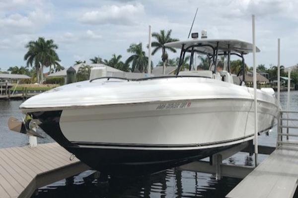 33' Renegade, Listing Number 100915641, - Photo No. 7