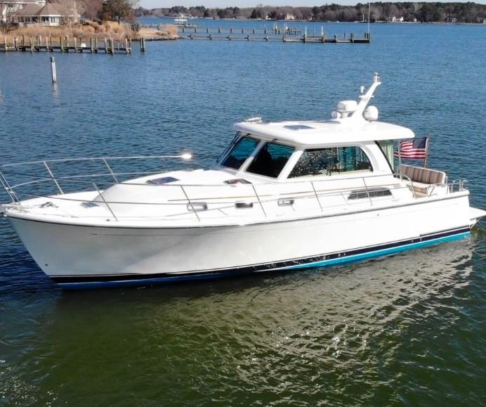 2015 Sabre 38 Salon Express0