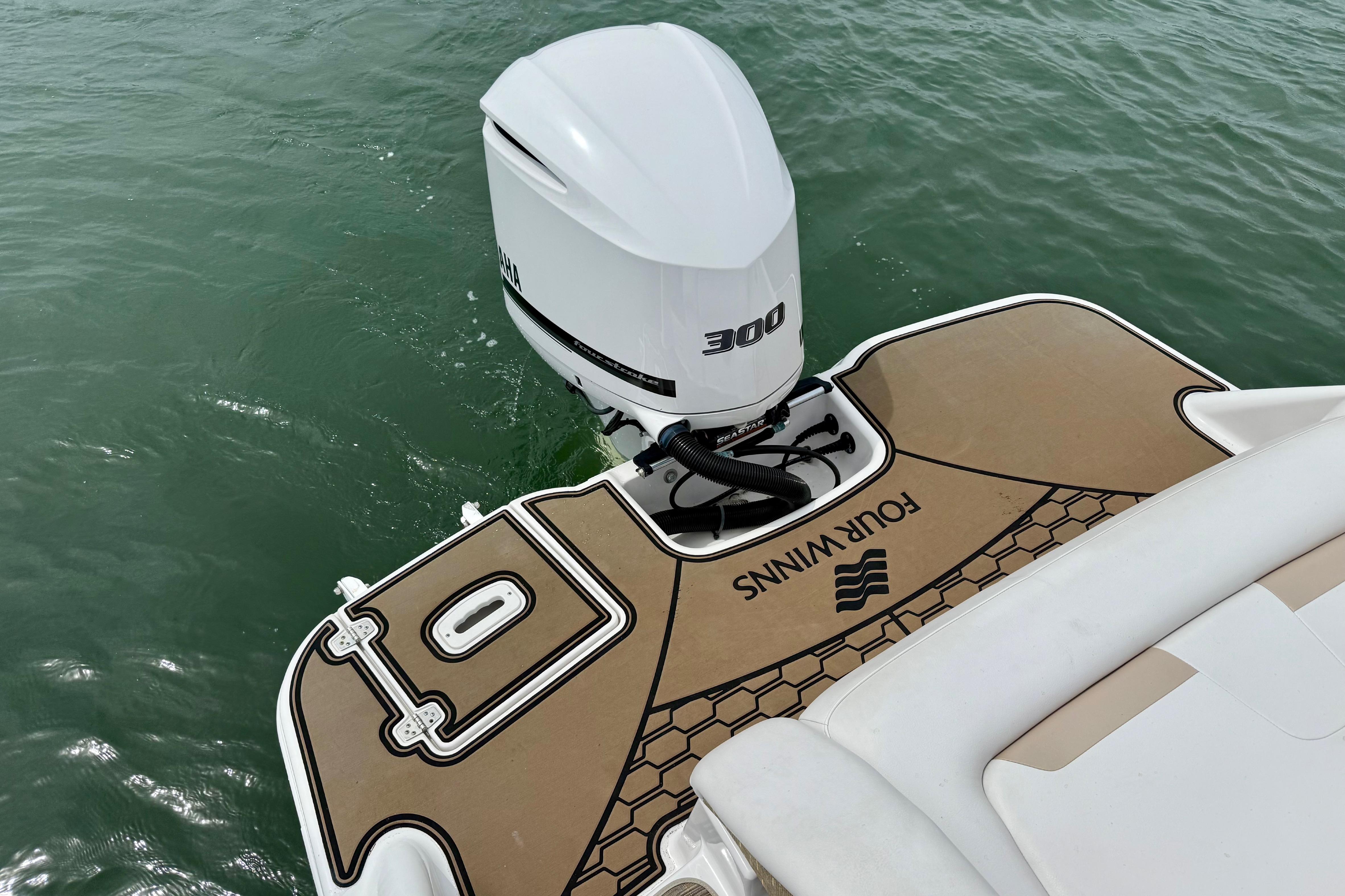 Boat image 12