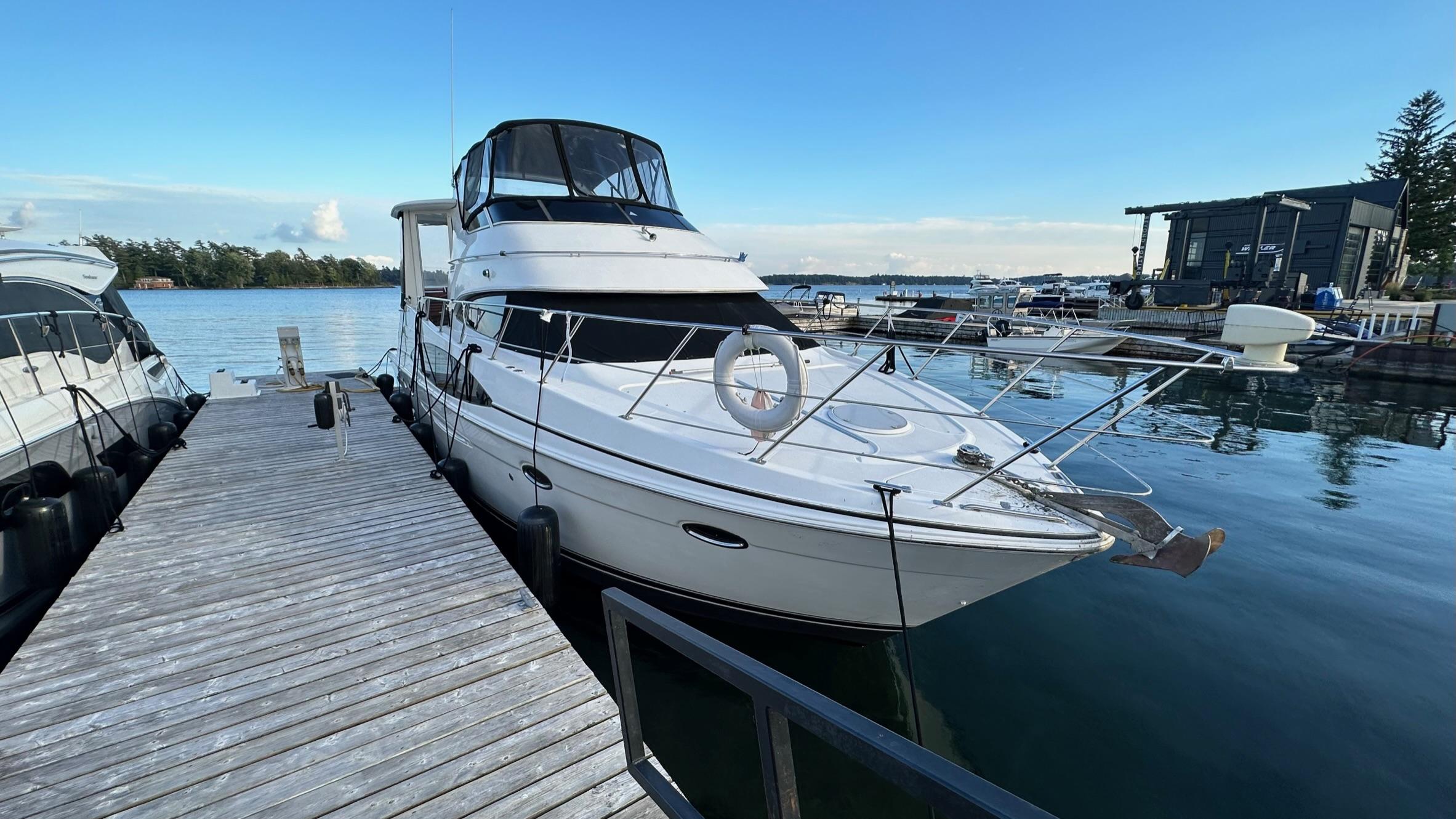 2001-carver-444-cockpit-motor-yacht-power-9749680-20250407091722787-1_XLARGE
