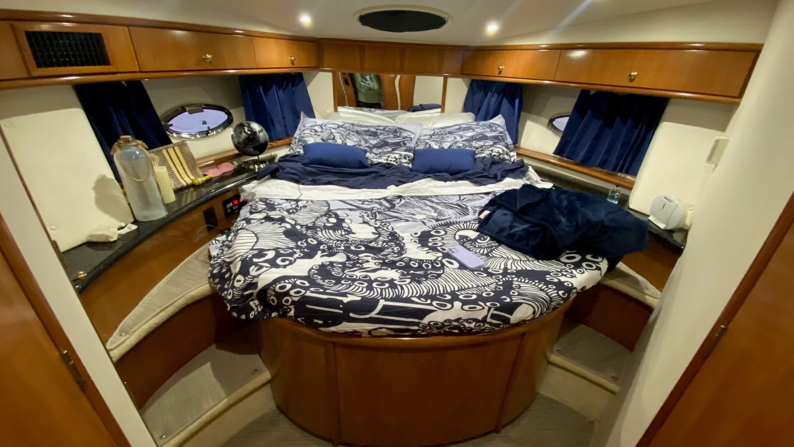 2001-carver-444-cockpit-motor-yacht-power-9749680-20250407091736007-1_XLARGE