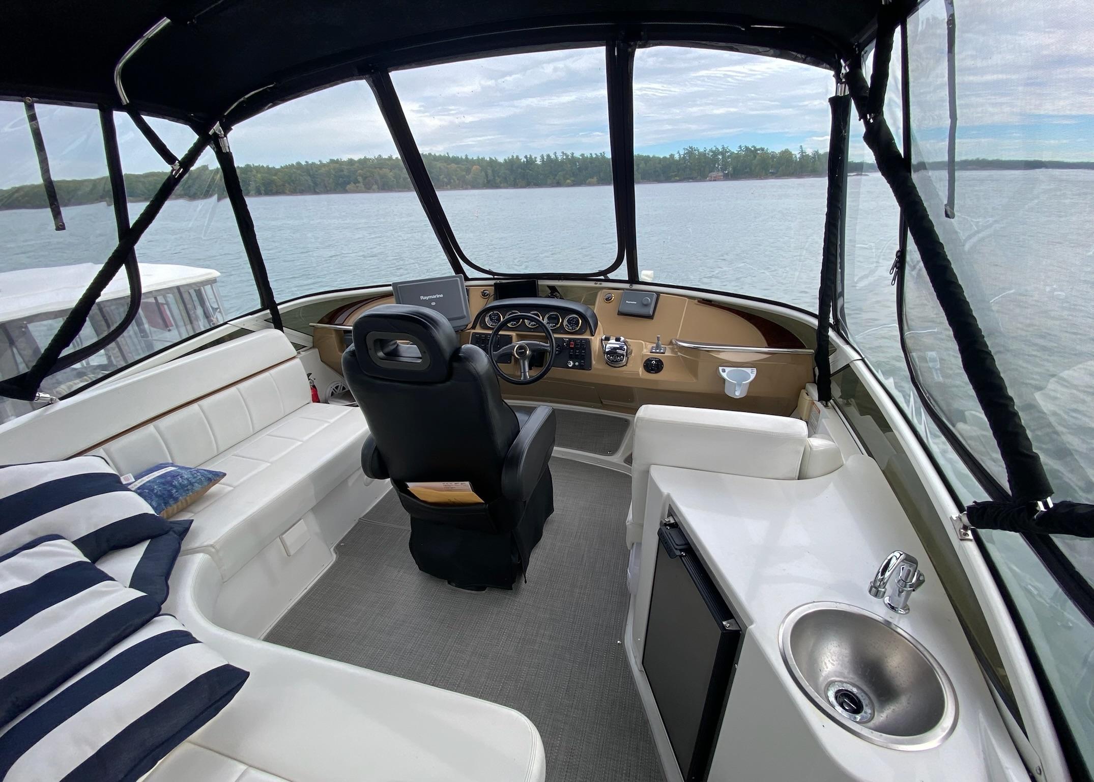 2001-carver-444-cockpit-motor-yacht-power-9749680-20250407091738819-1_XLARGE