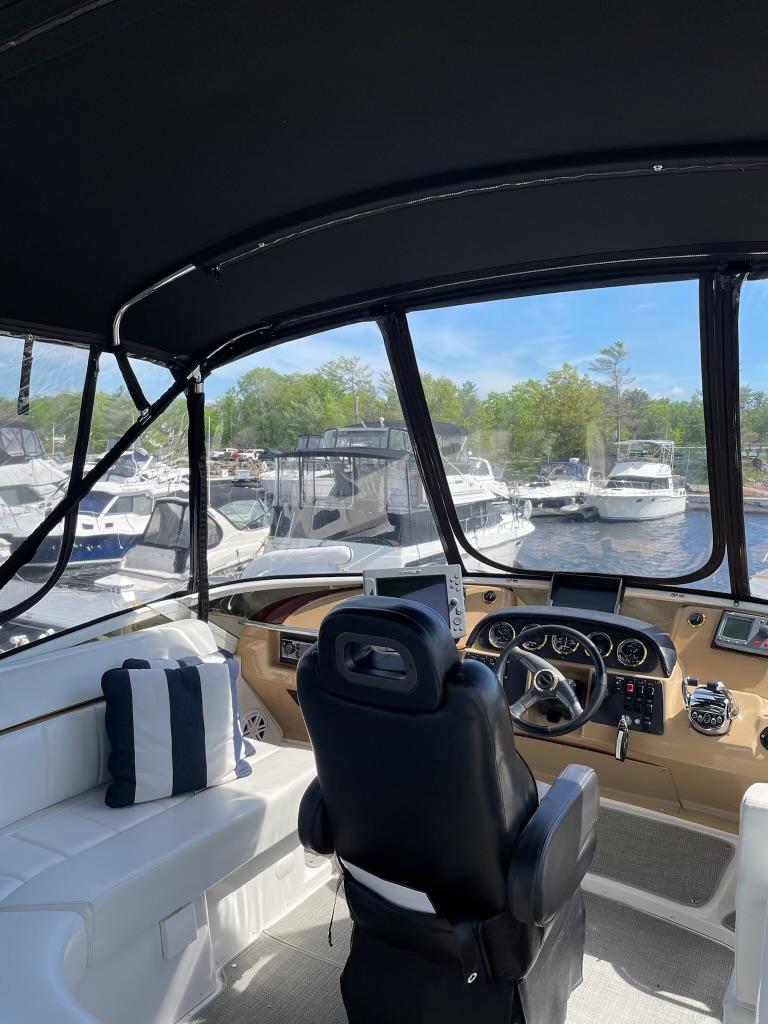 2001-carver-444-cockpit-motor-yacht-power-9749680-20250407091745711-1_XLARGE