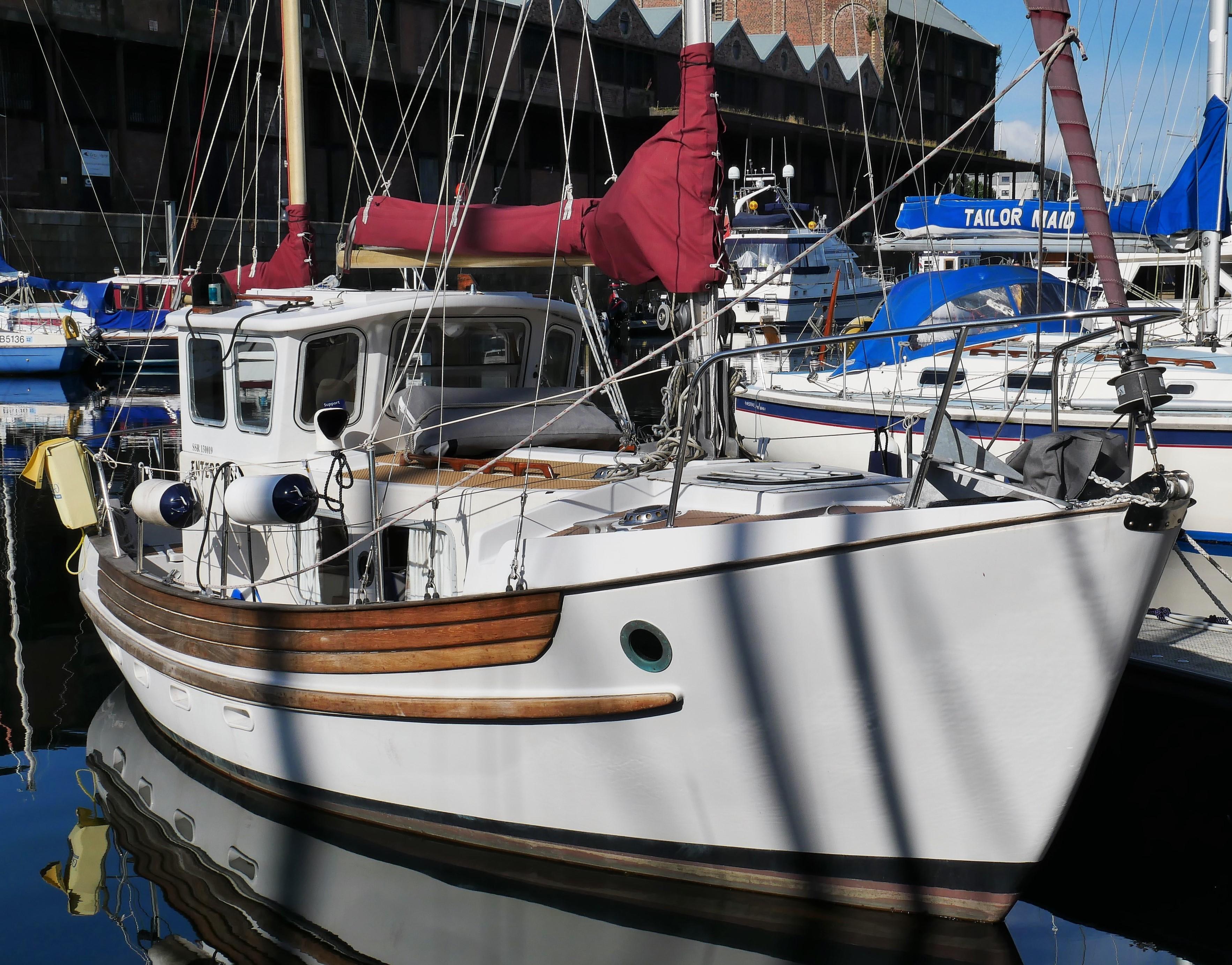 Fisher 25 boat for sale