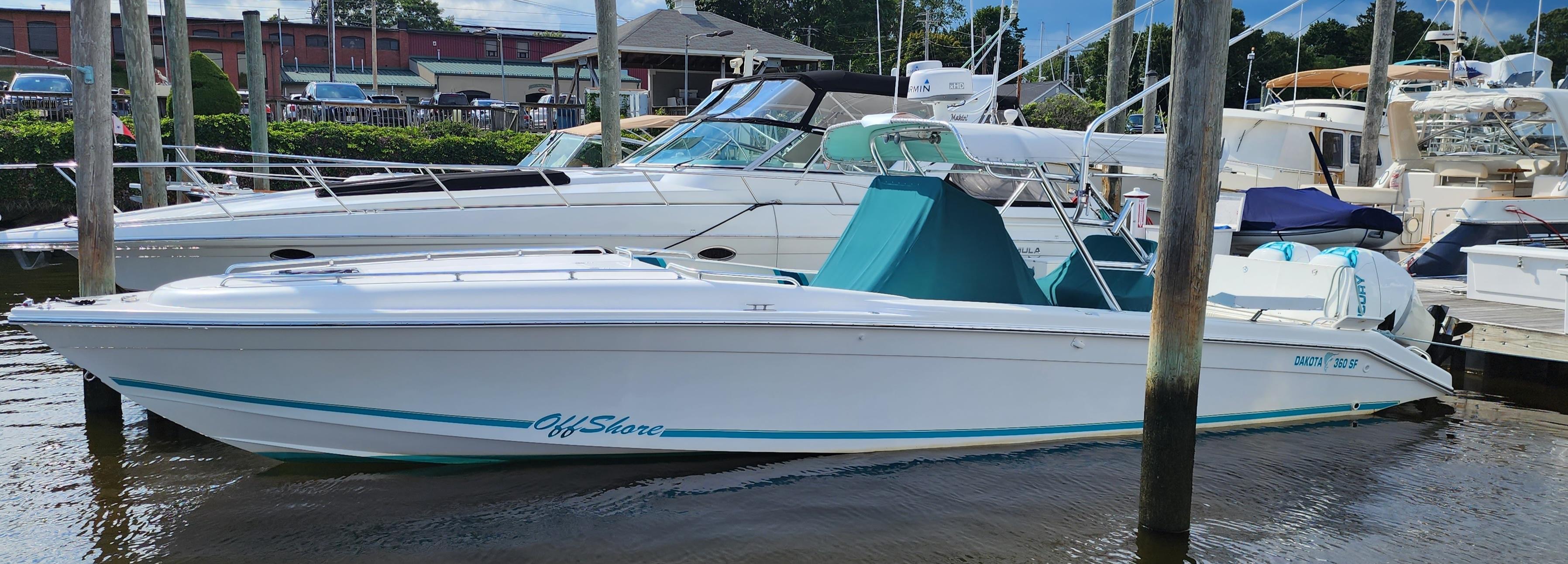 1998 Dakota 36 Offshore