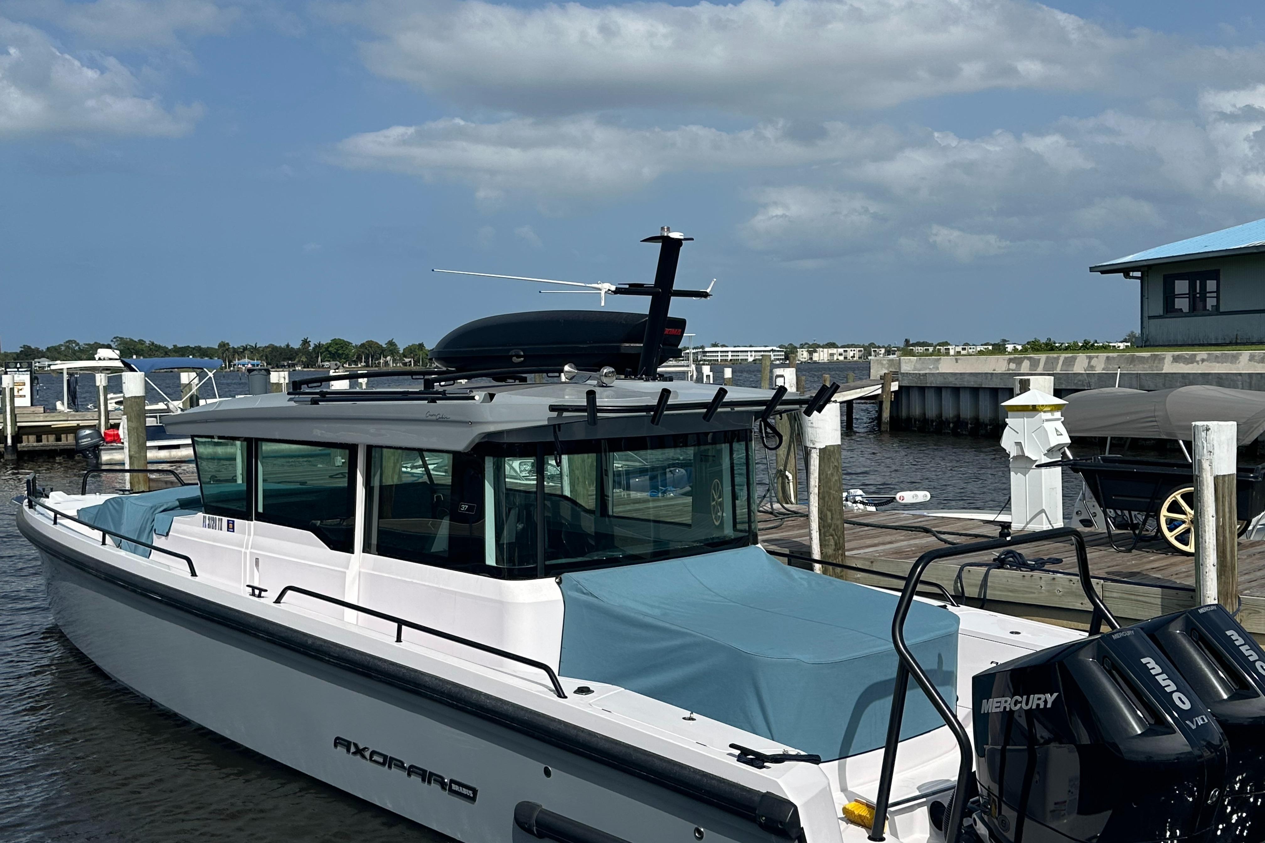 Photo of 2024 Axopar 37'