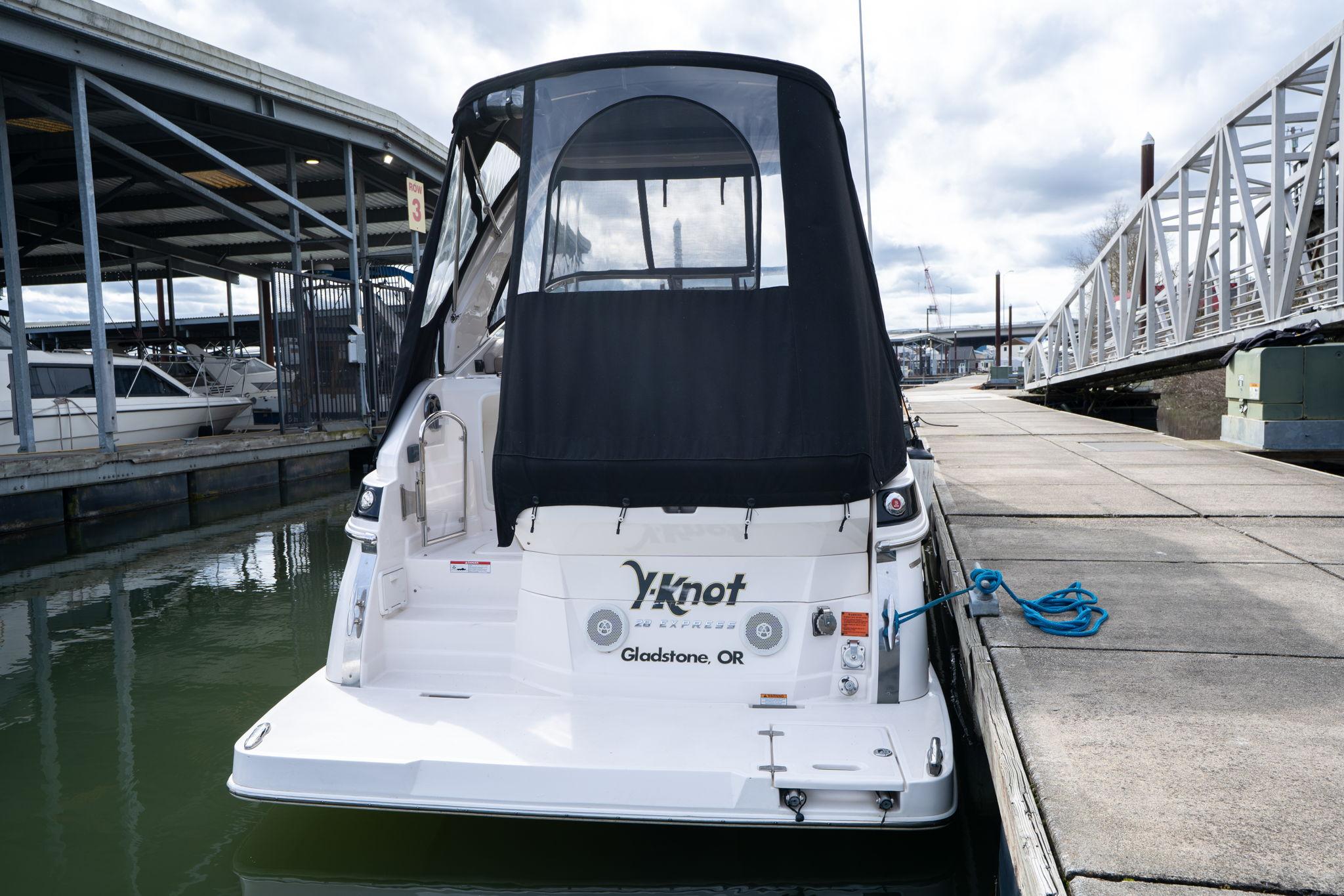 2015-regal-28-express-power-9739694-20250403194946393-1_XLARGE