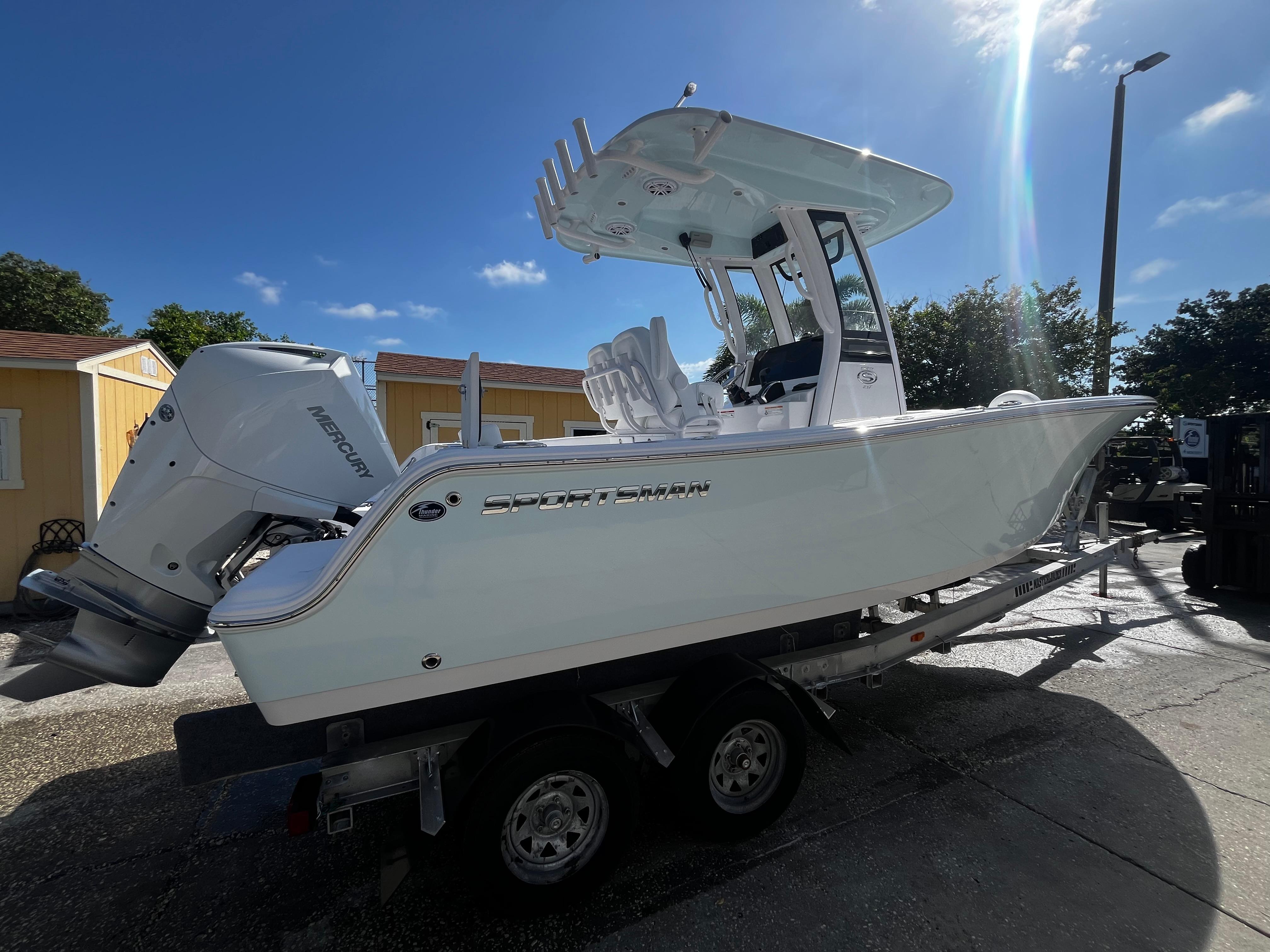 2025 Sportsman Open 212 Center Console-3