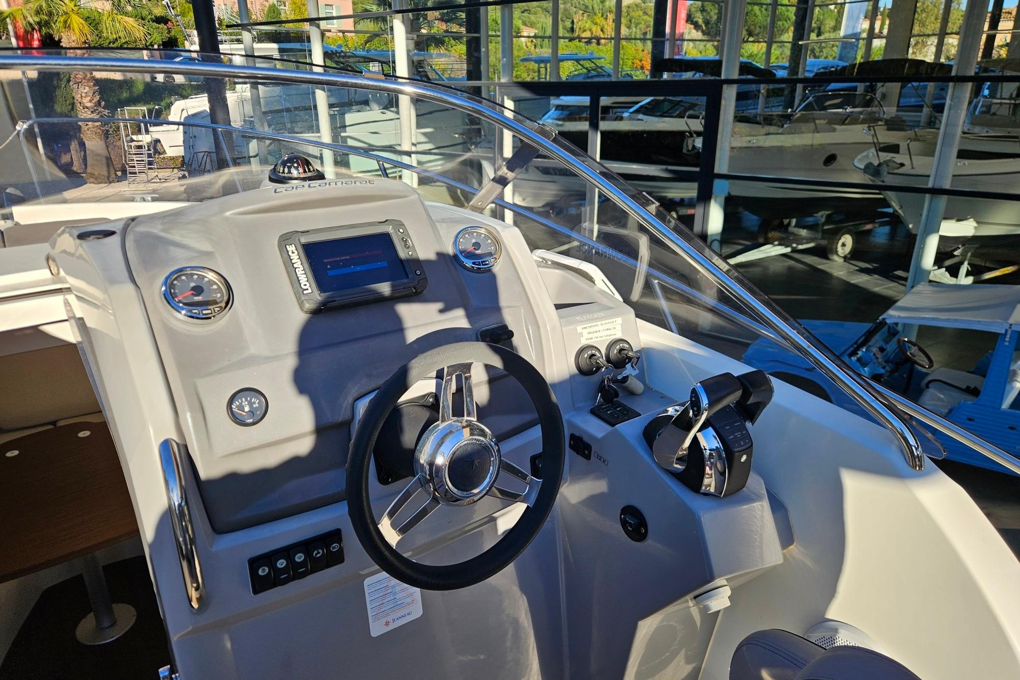 Jeanneau Cap Camarat 8.5 WA