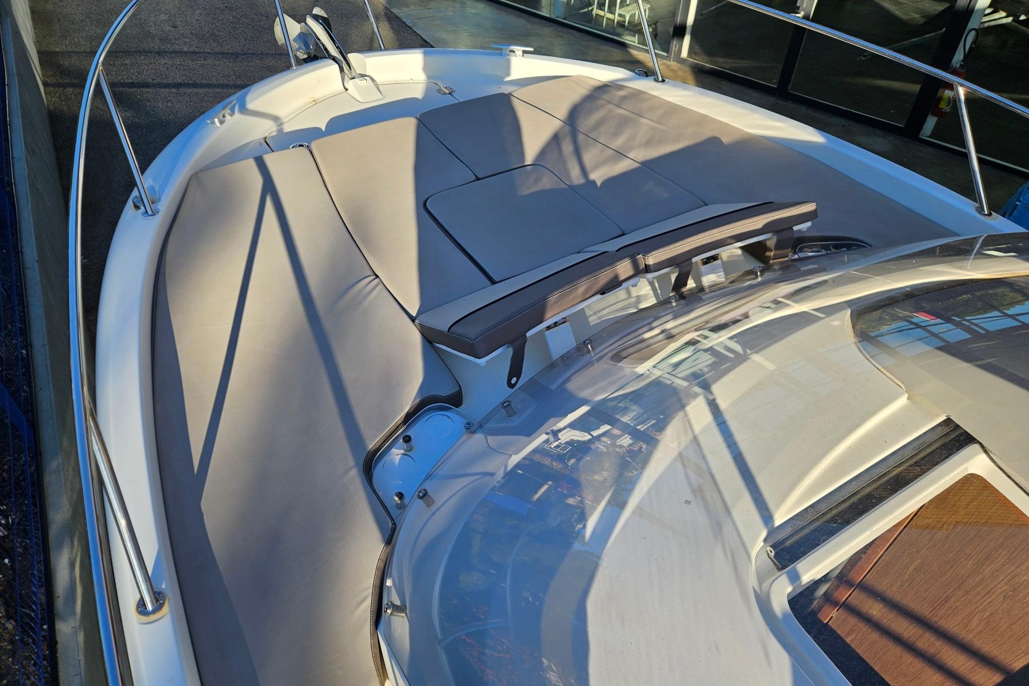 Jeanneau Cap Camarat 8.5 WA