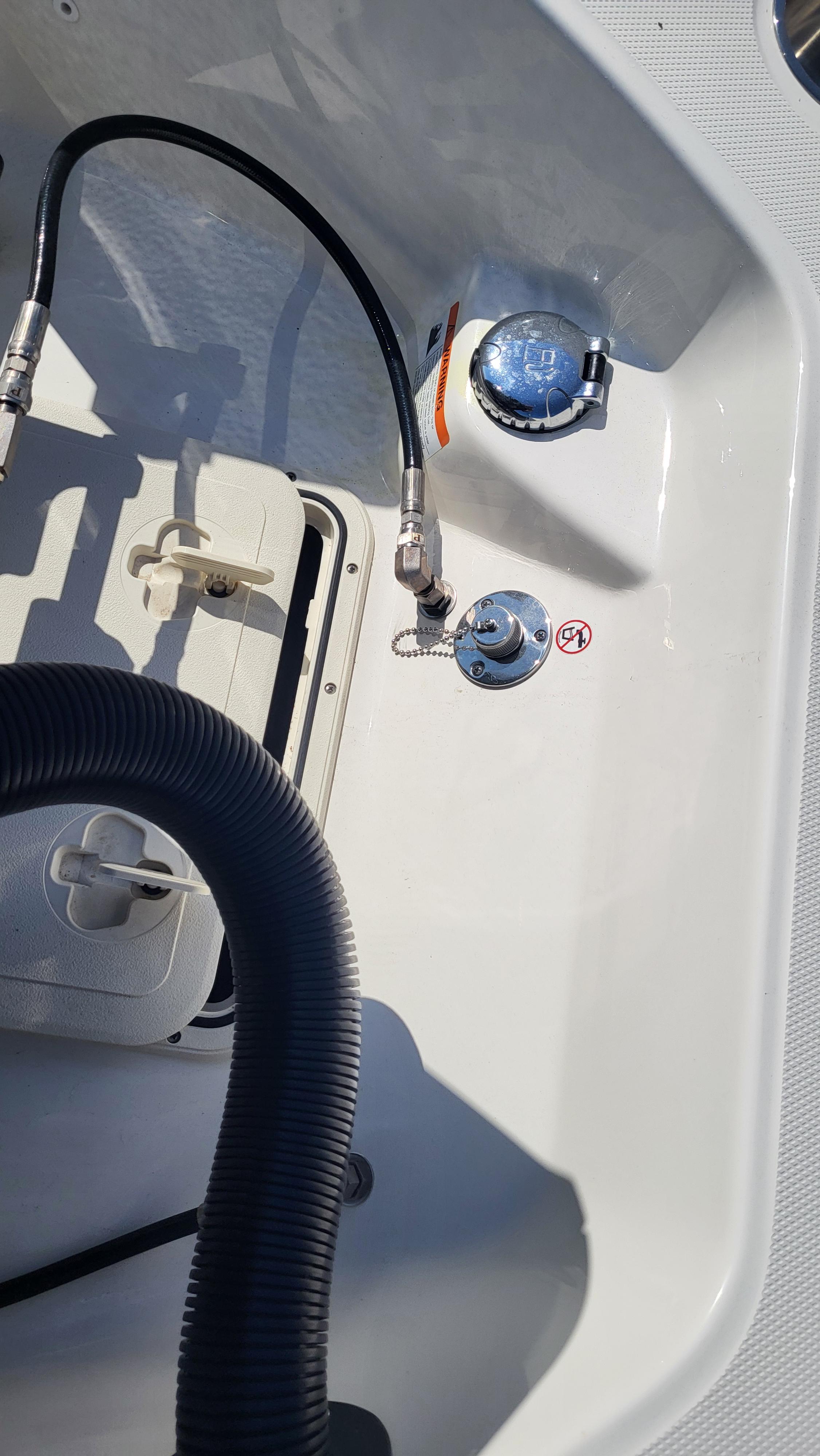 2024-boston-whaler-210-montauk-power-9709701-20250310061751818-1_XLARGE
