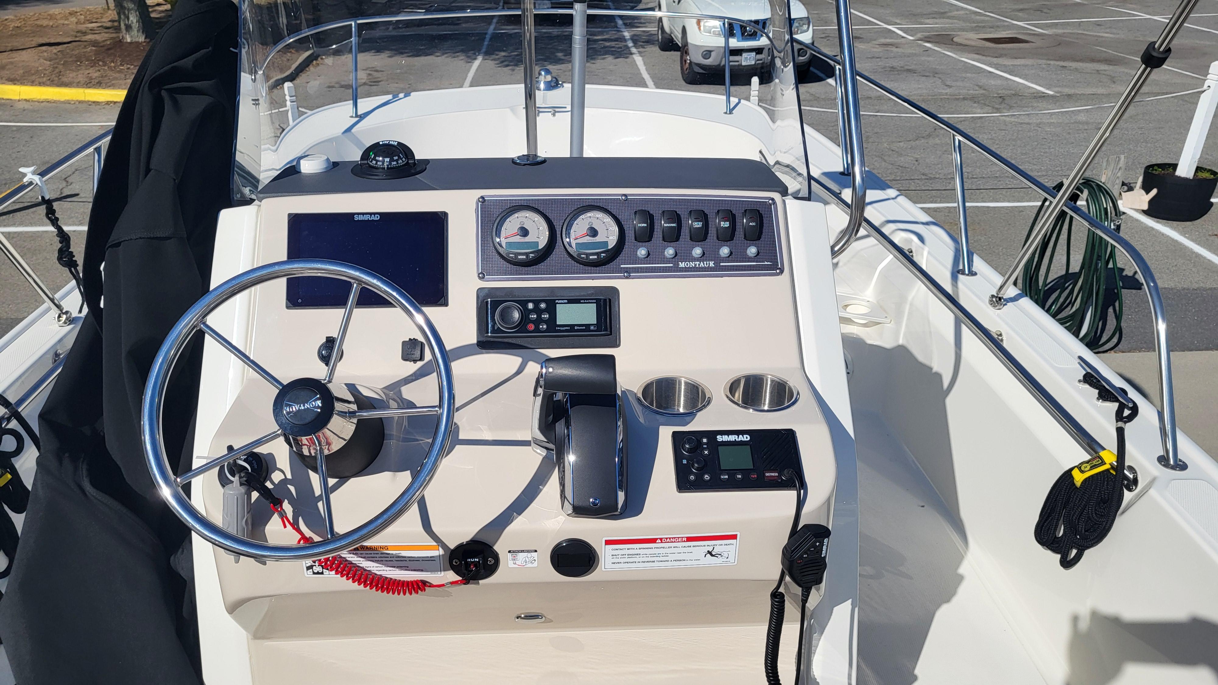 2024-boston-whaler-210-montauk-power-9709701-20250310061804323-1_XLARGE