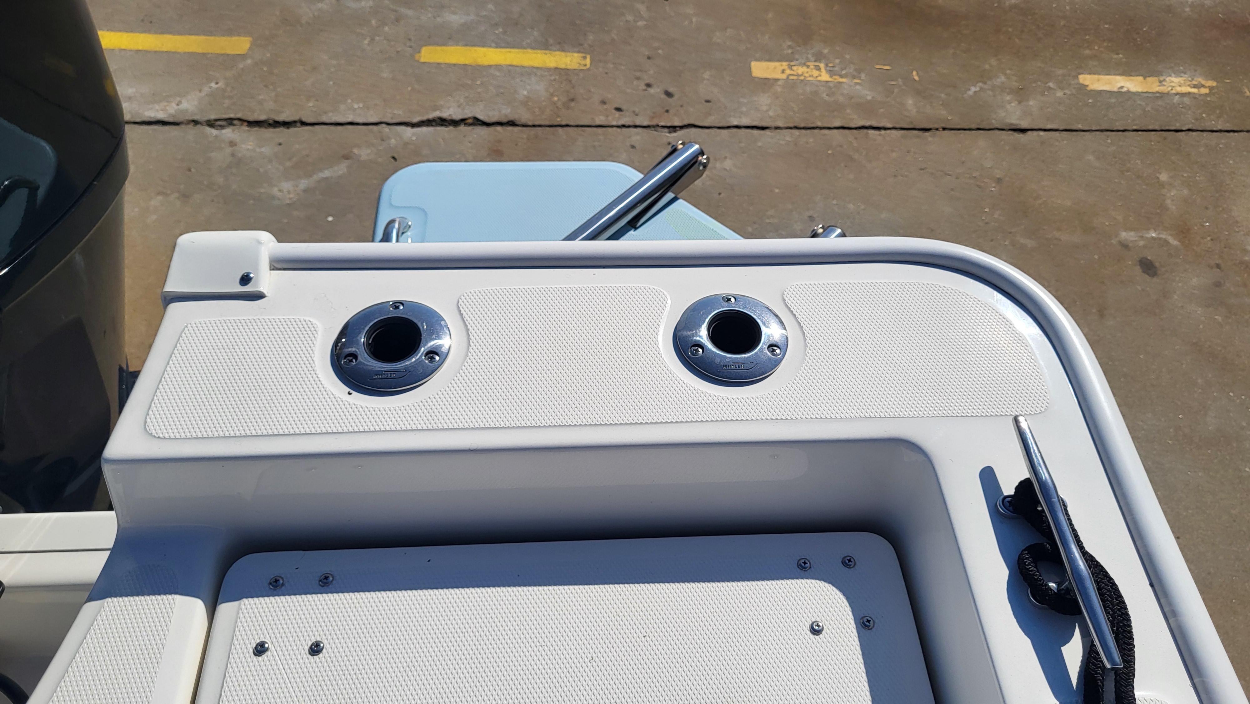 2024-boston-whaler-210-montauk-power-9709701-20250310061820287-1_XLARGE