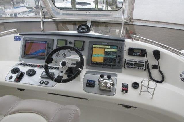 2008-carver-47-motor-yacht-power-9789713-20250518120651548-1_XLARGE