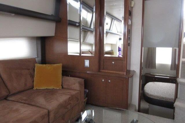 2008-carver-47-motor-yacht-power-9789713-20250518120703600-1_XLARGE