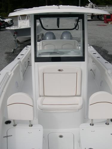 Gamefish 27 Forward Seat Photo 17