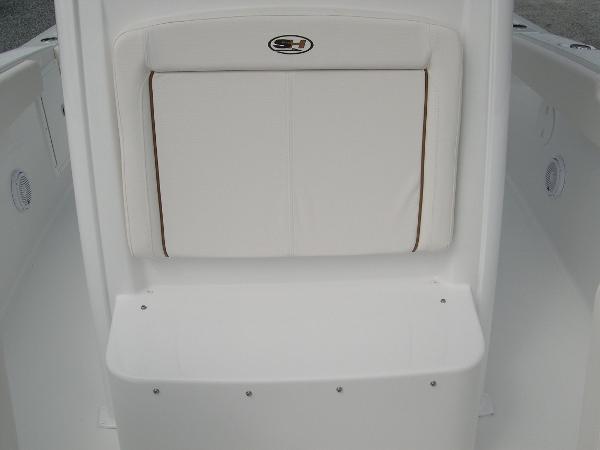 Gamefish 27 Forward Seat Photo 21
