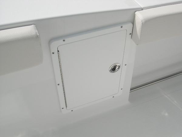 Gamefish 27 Forward Seat Photo 35