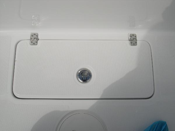 Gamefish 27 Forward Seat Photo 46