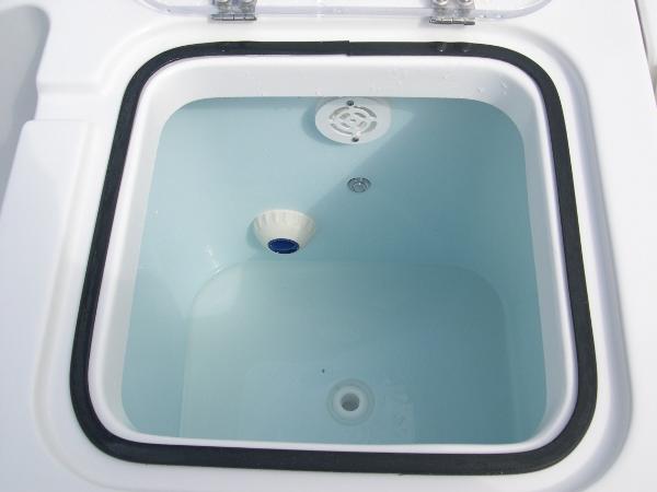Gamefish 27 Forward Seat Photo 52