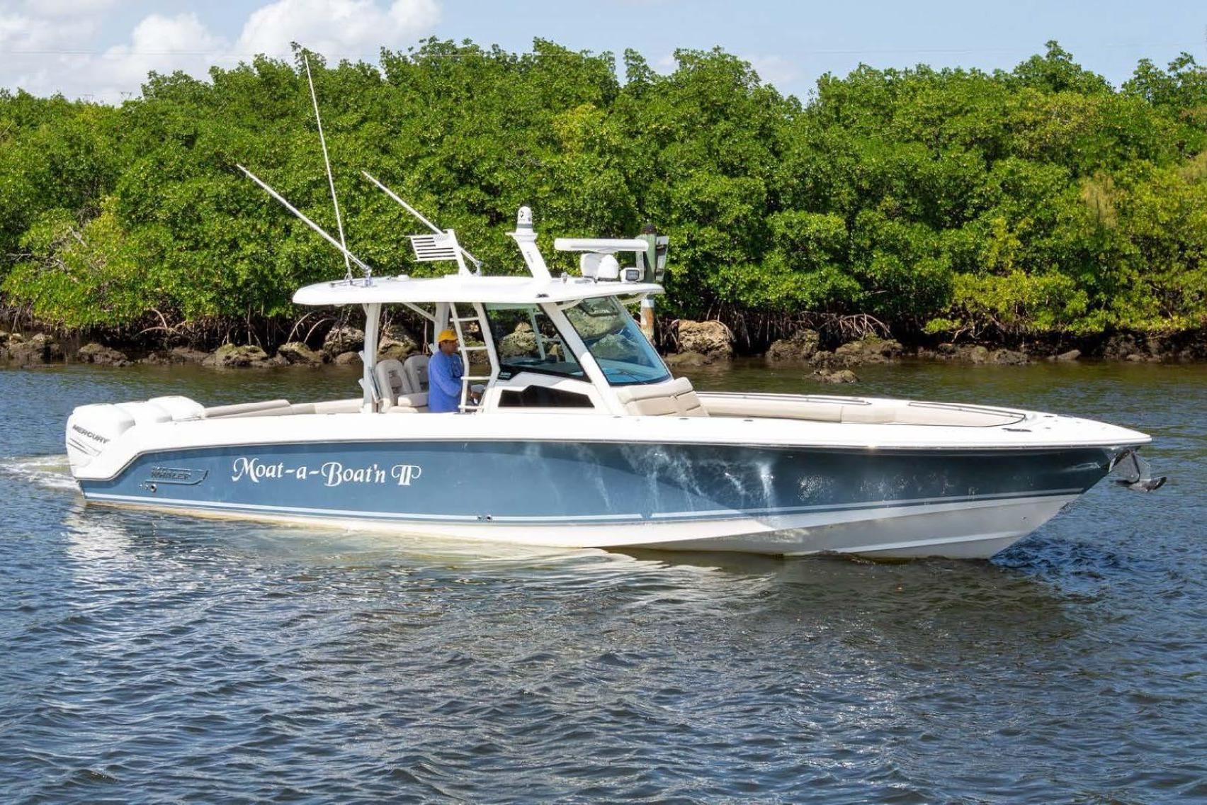 2019 Boston Whaler 380 Outrage