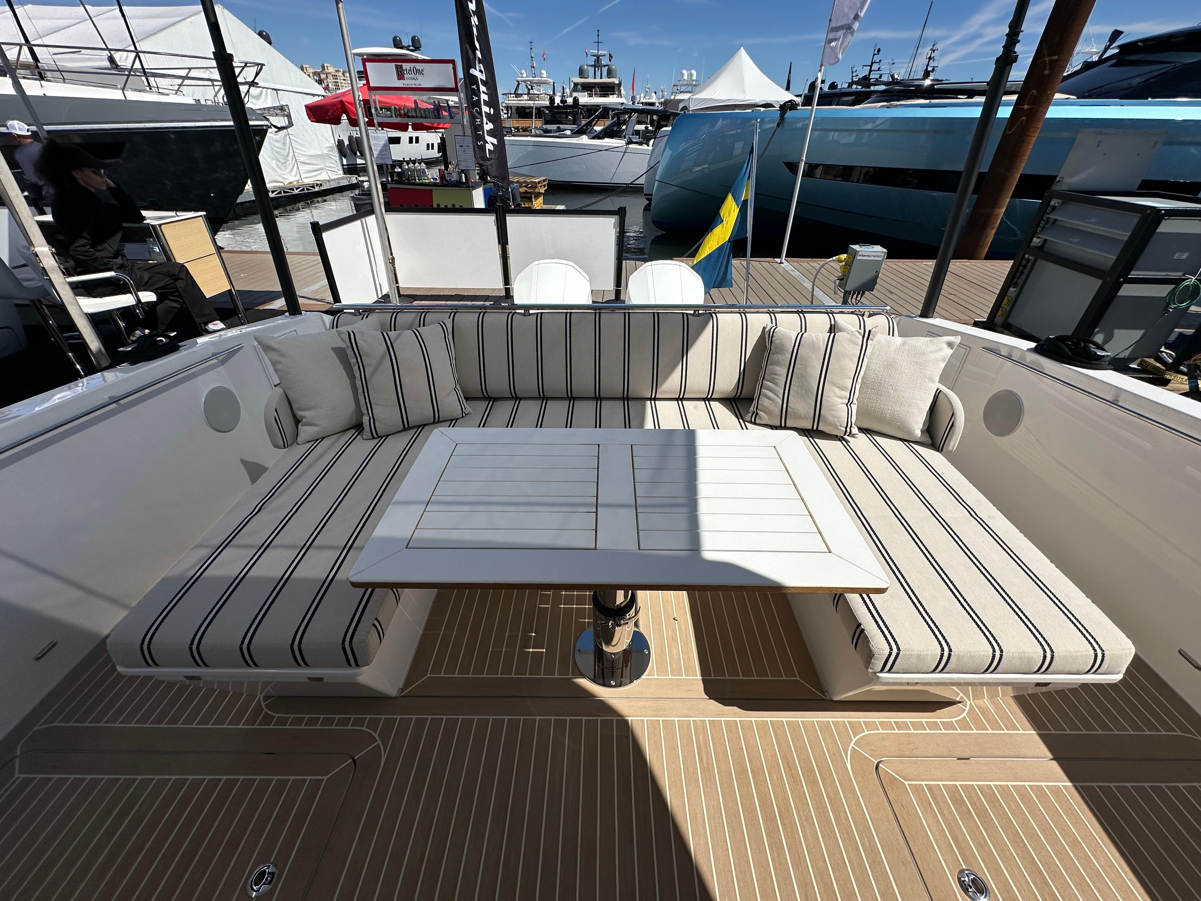 Delta Powerboats-48 Coupe 2025 -FL-US-8739720 | Thumbnail