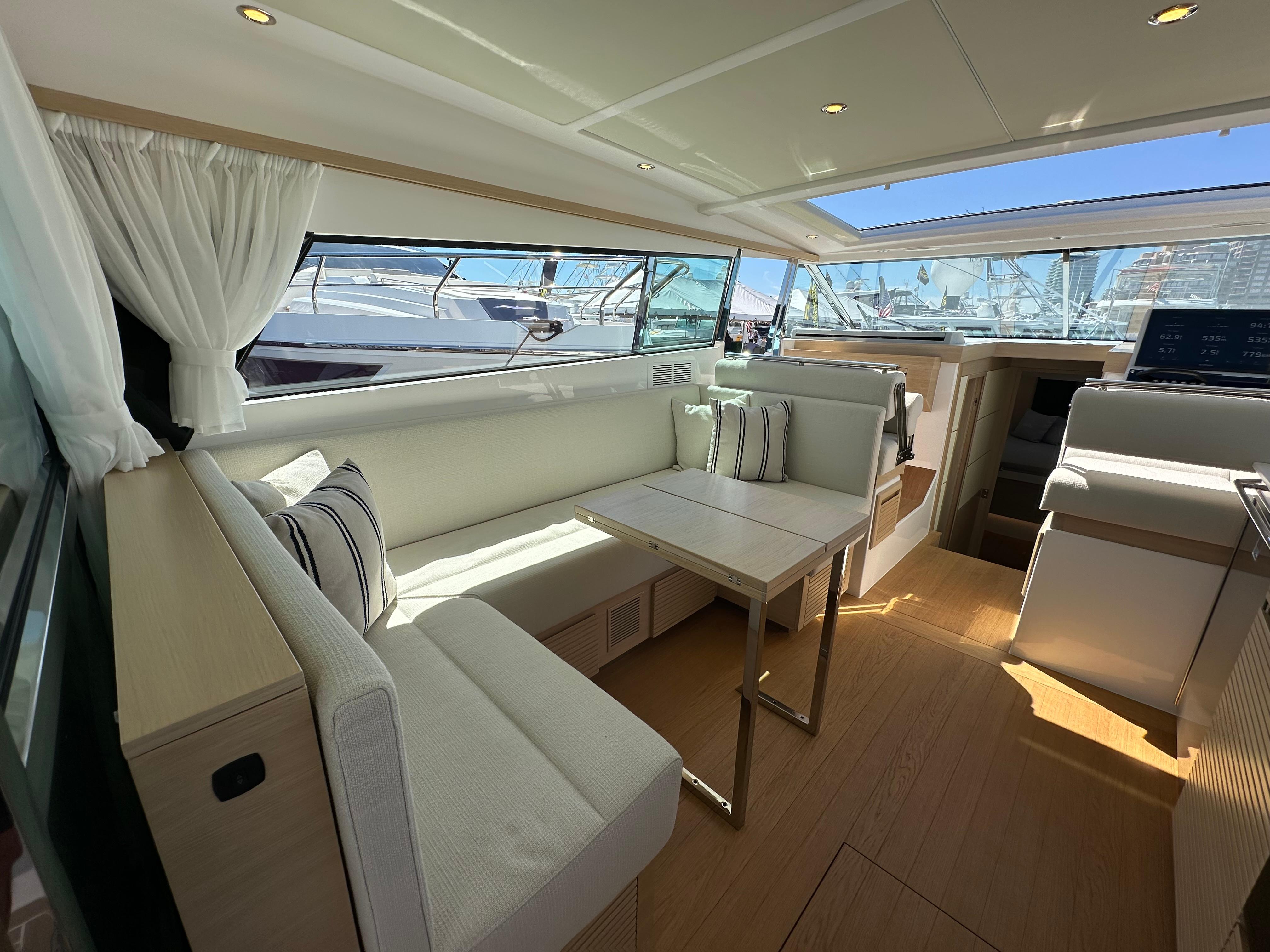 Delta Powerboats-48 Coupe 2025 -FL-US-8739720 | Thumbnail