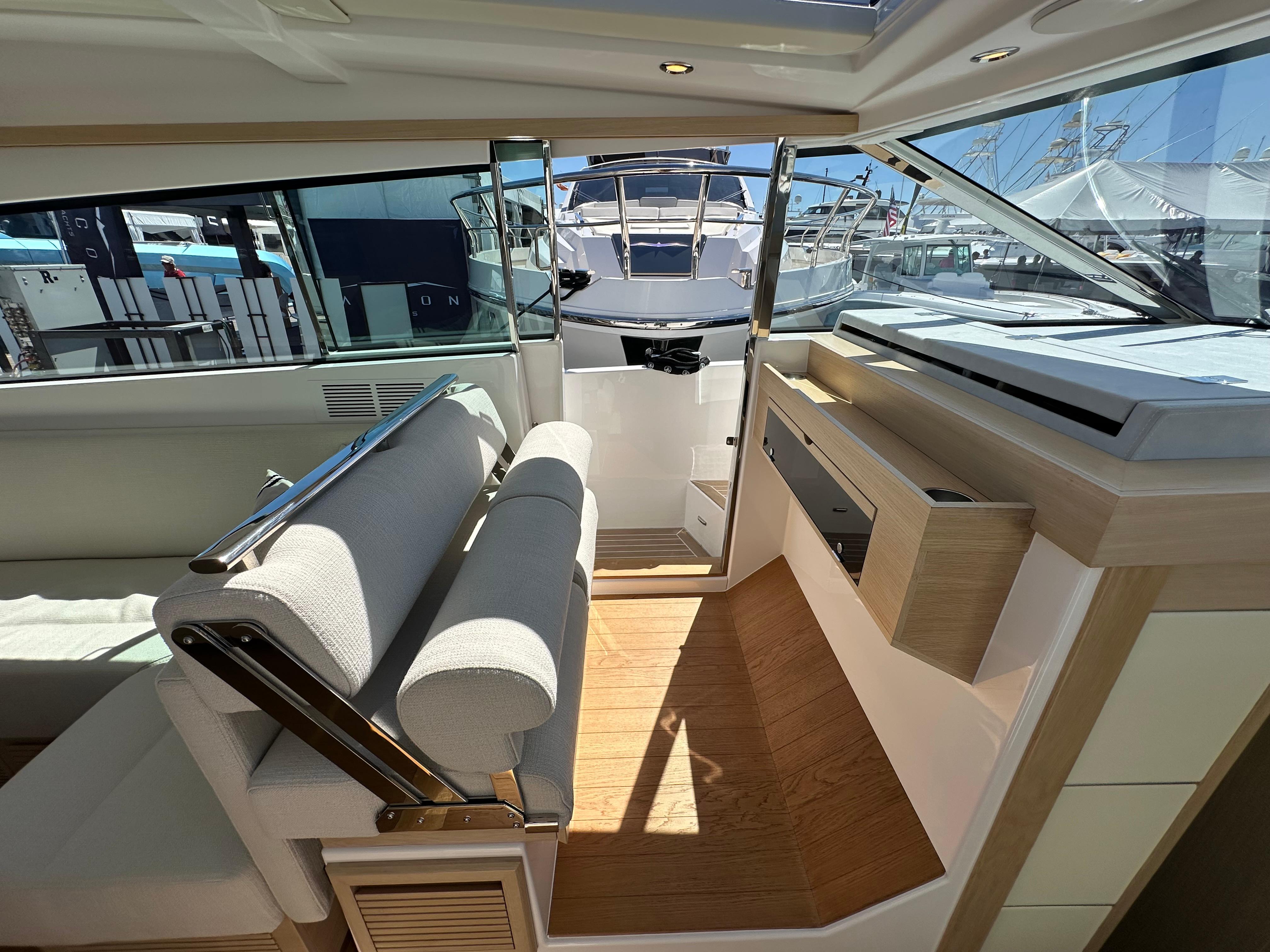 Delta Powerboats-48 Coupe 2025 -FL-US-8739720 | Thumbnail