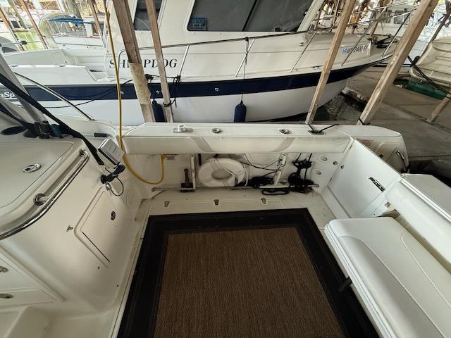 2005-boston-whaler-305-conquest-power-9839721-982614276-0-150620250022-8