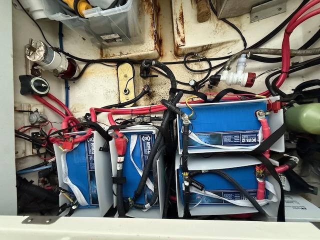 2005-boston-whaler-305-conquest-power-9839721-982614280-0-150620250022-12