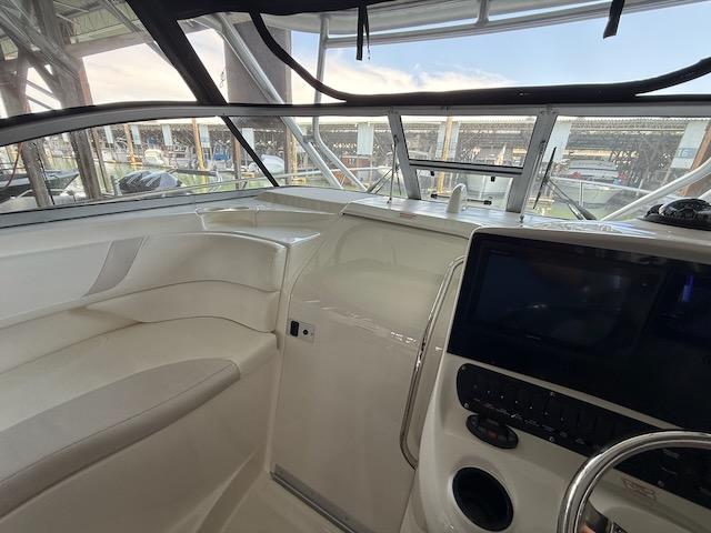 2005-boston-whaler-305-conquest-power-9839721-982614288-0-150620250022-20