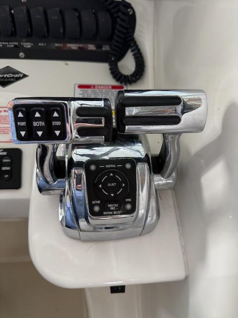 2005-boston-whaler-305-conquest-power-9839721-982614293-0-150620250022-25