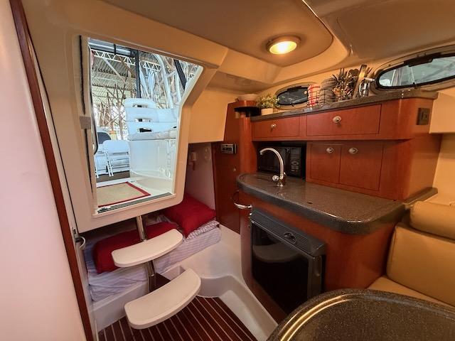 2005-boston-whaler-305-conquest-power-9839721-982614306-0-150620250022-38