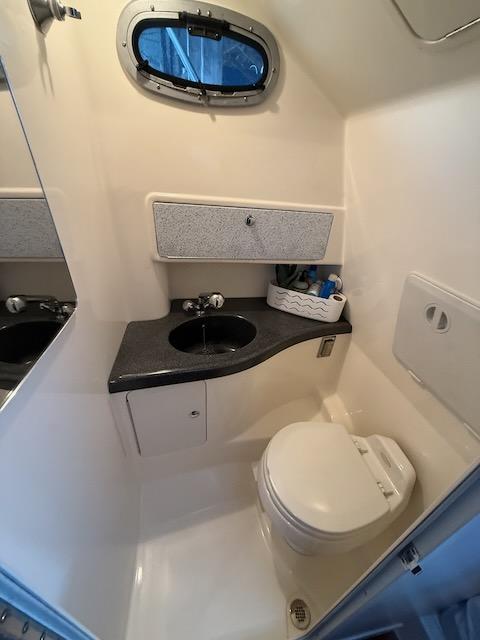 2005-boston-whaler-305-conquest-power-9839721-982614312-0-150620250022-44