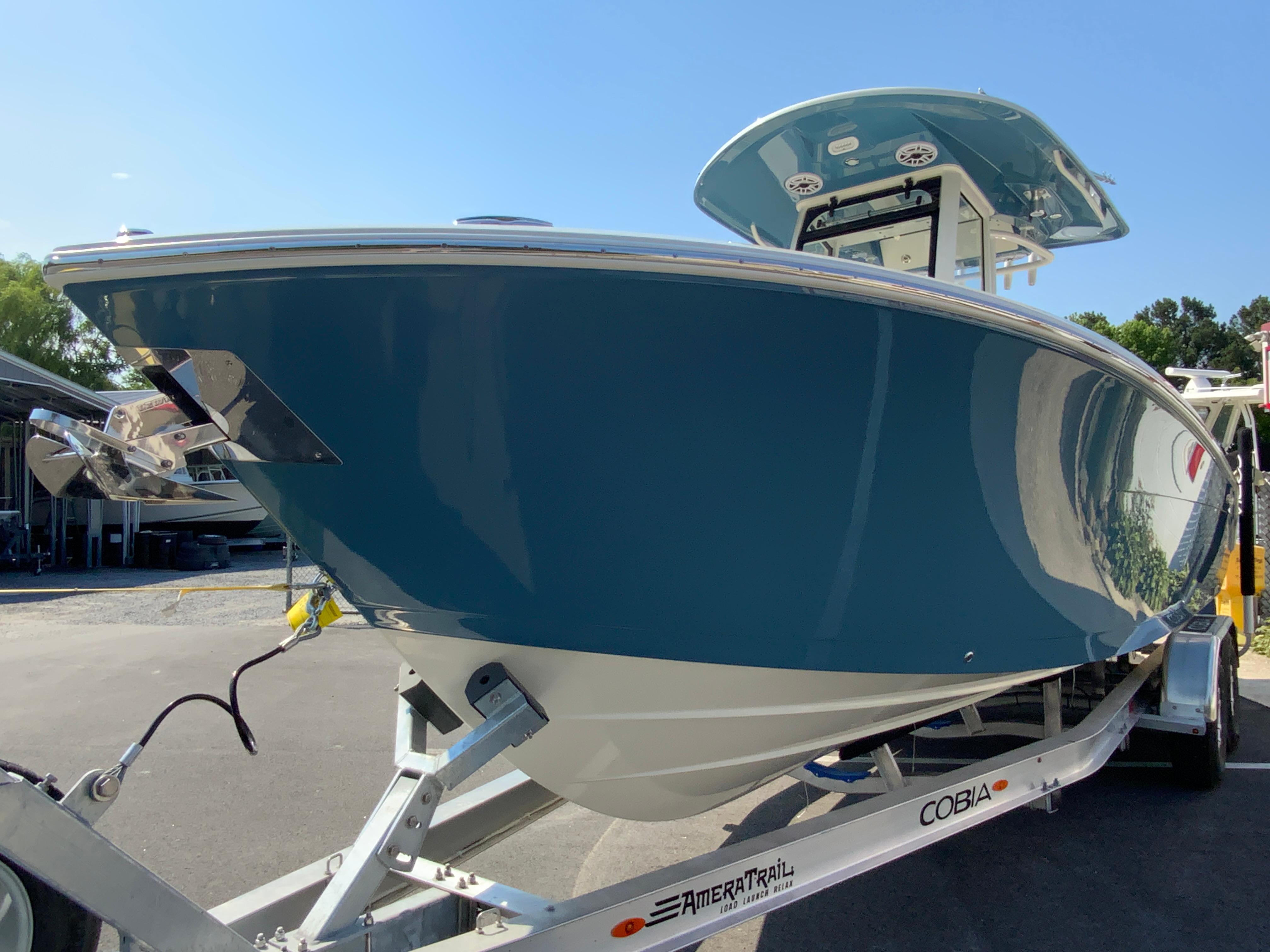 2025 Cobia 265 Center Console-6