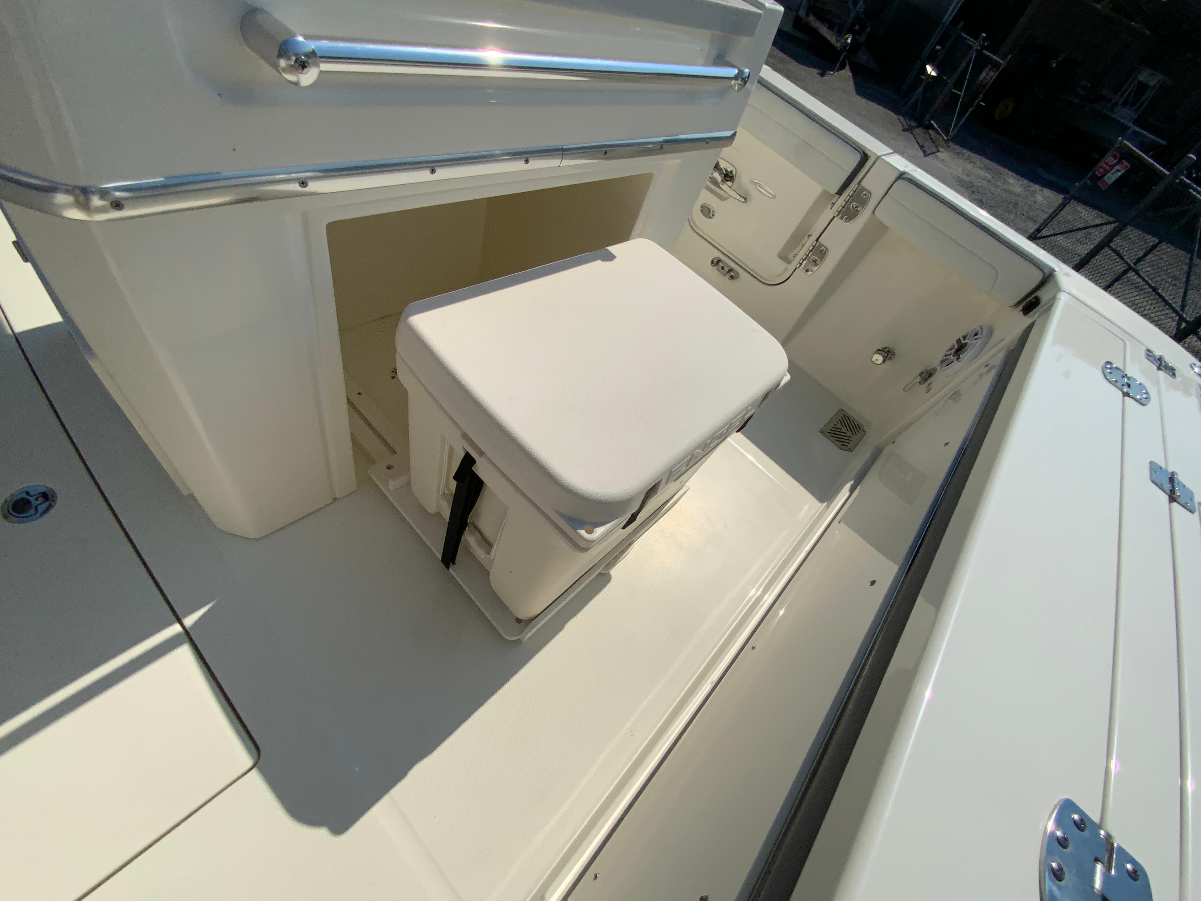 2025 Cobia 265 Center Console-20