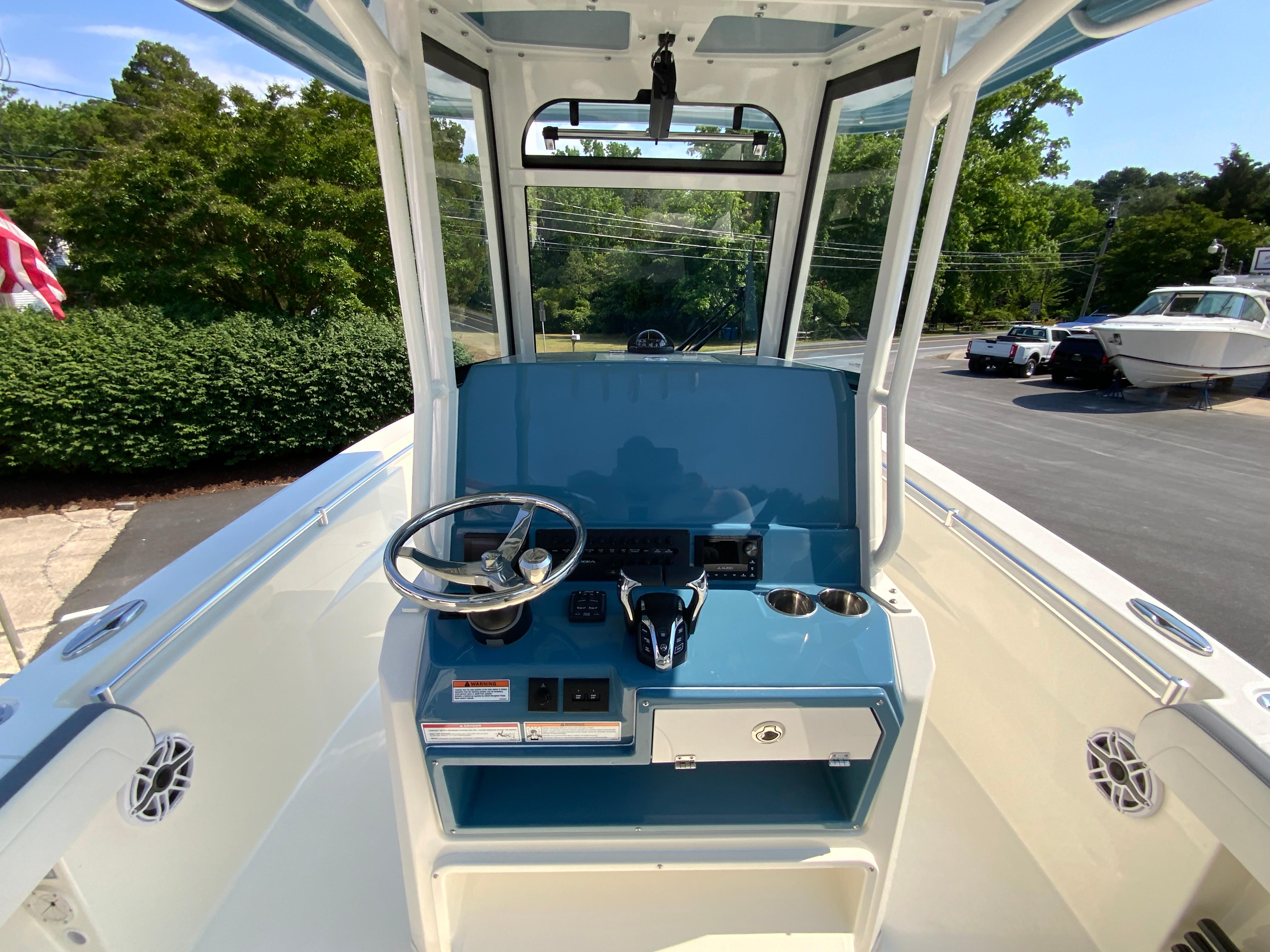 2025 Cobia 265 Center Console-27