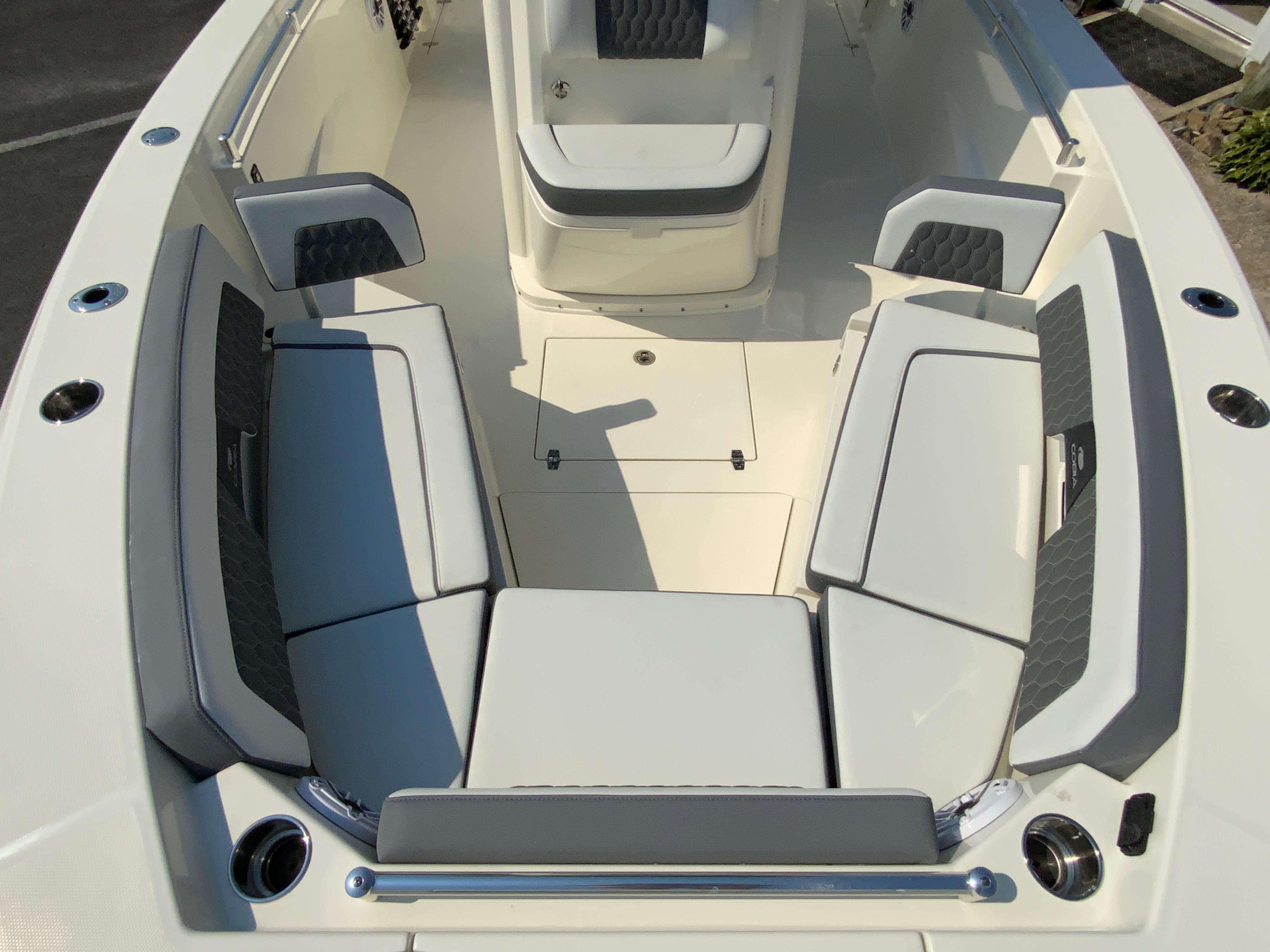 2025 Cobia 265 Center Console-40