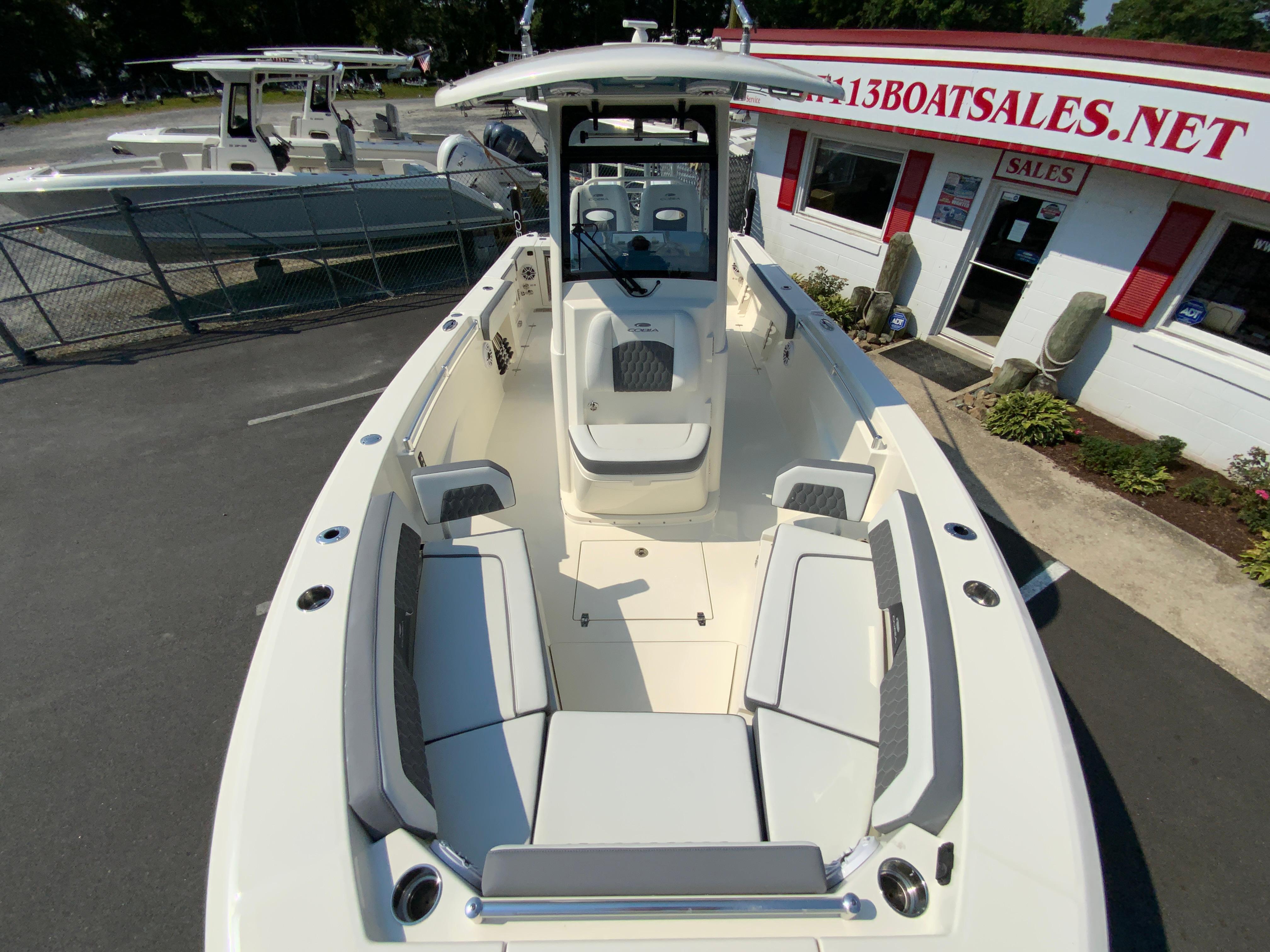 2025 Cobia 265 Center Console-41