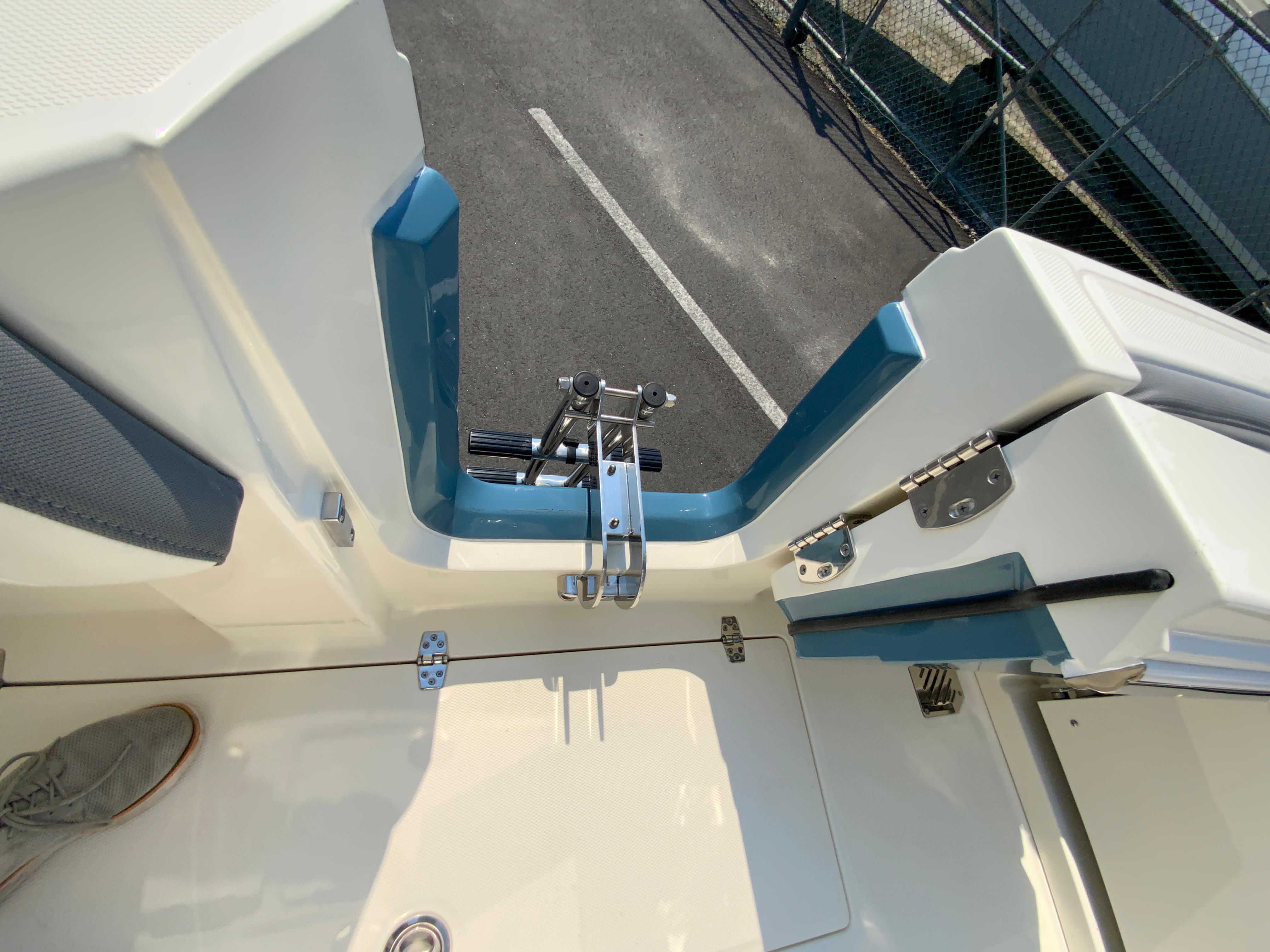 2025 Cobia 265 Center Console-53